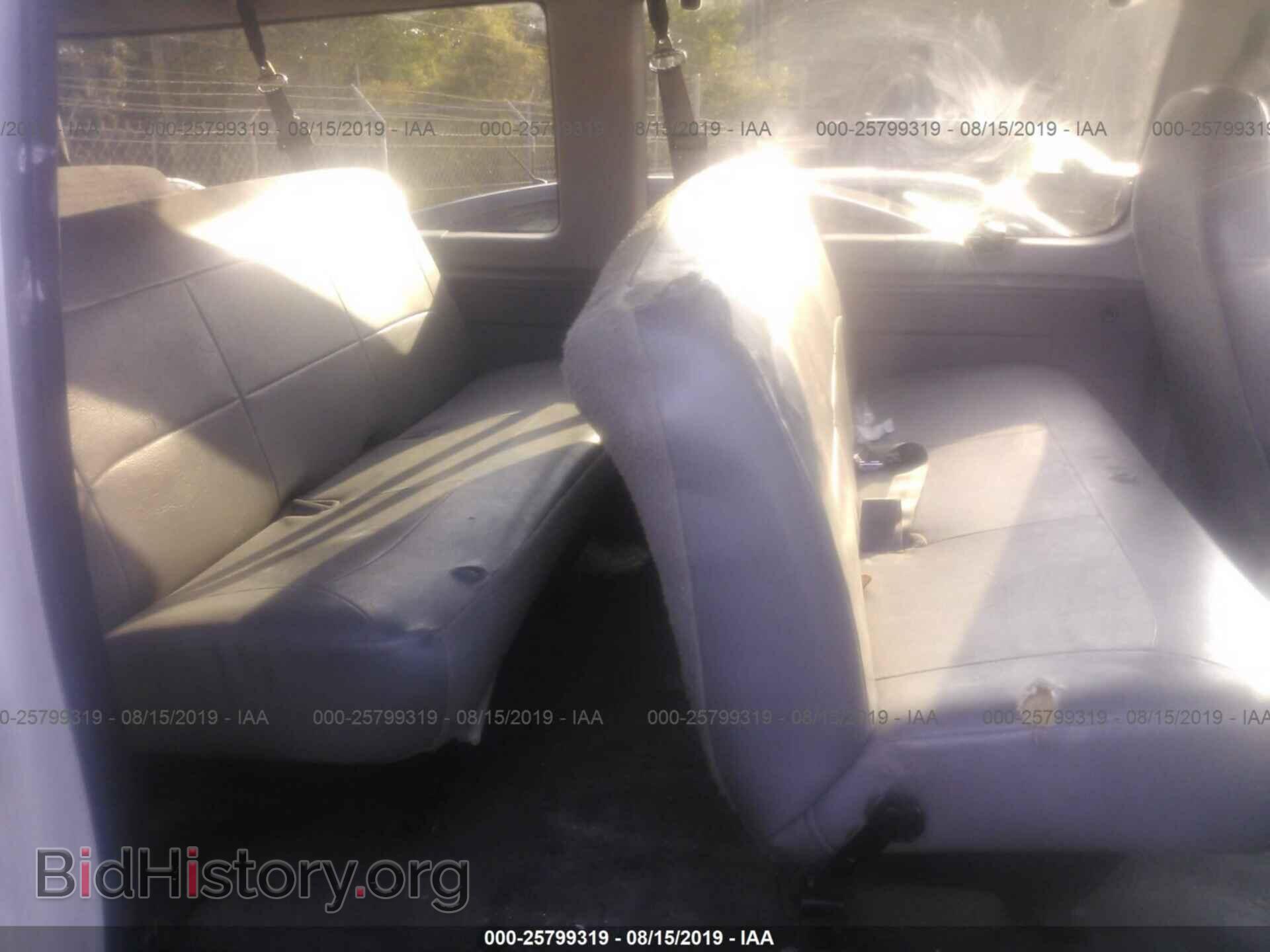 2007 FORD ECONOLINE - VIN: 1FBNE31L37DA31297 - Фото 8