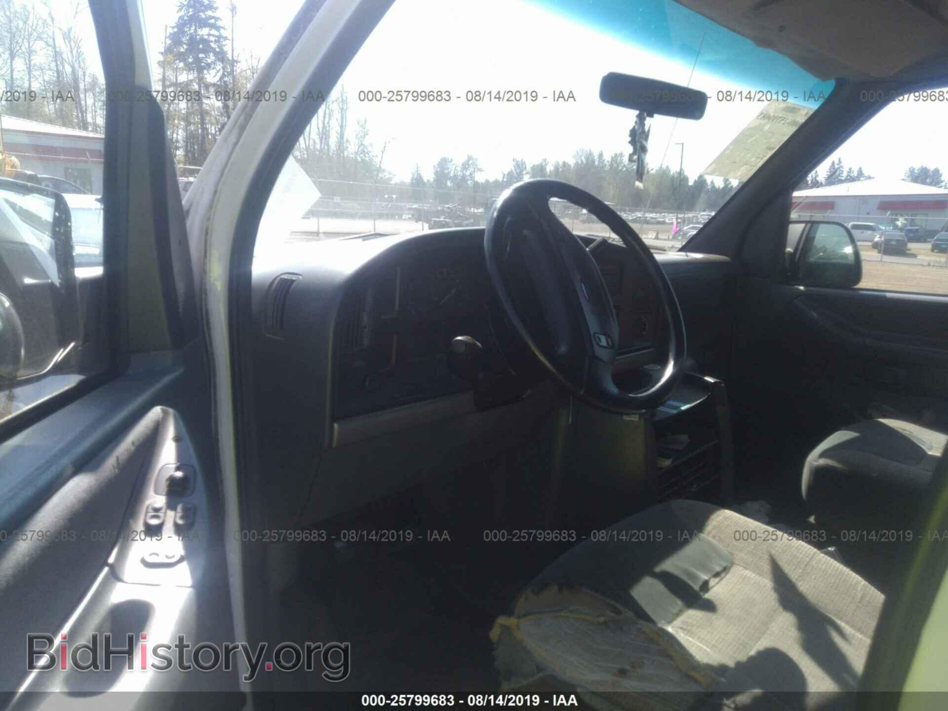 1994 FORD ECONOLINE - VIN: 1FBHE31H9RHB83038 - Photo 5