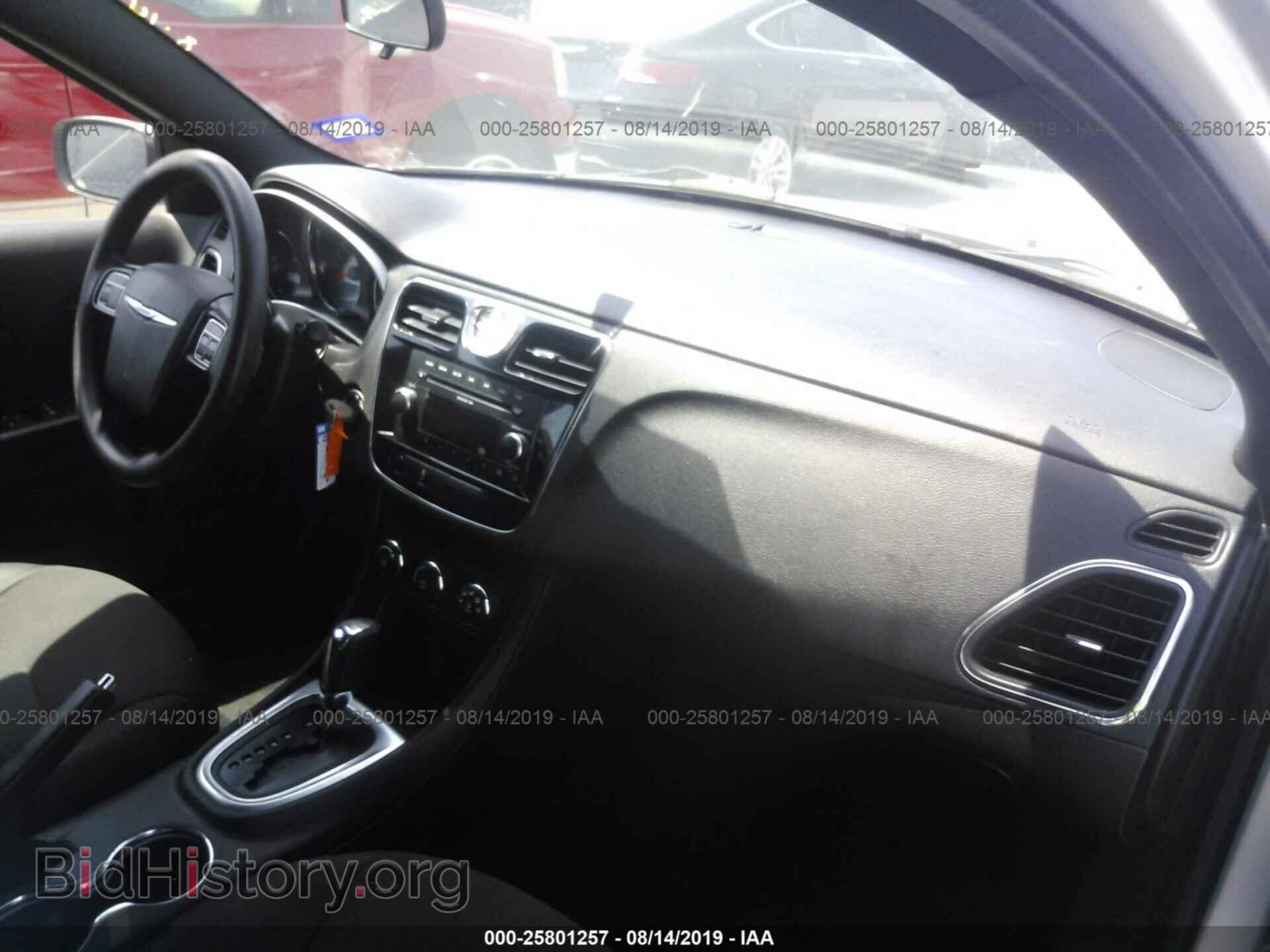 2011 CHRYSLER 200 - VIN: 1C3BC4FB5BN522729 - Photo 5