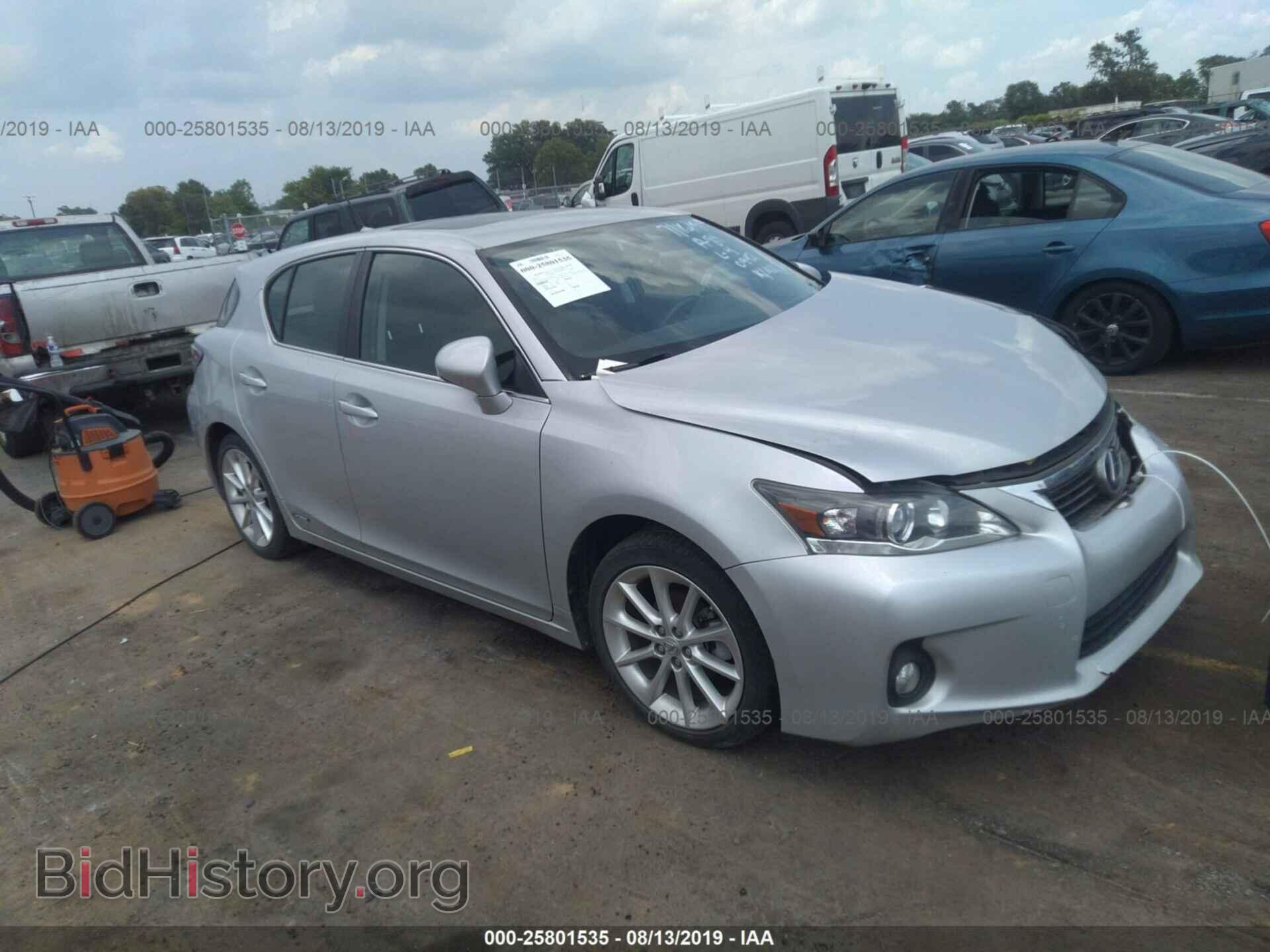 Фотография JTHKD5BH4B2040942 - LEXUS CT 2011