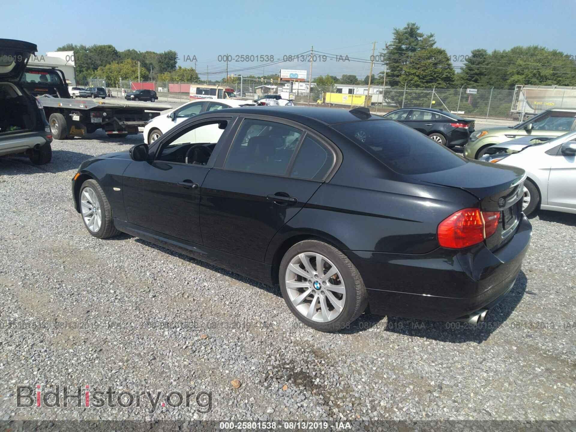 2011 BMW 328 - VIN: WBAPH5G54BNM81332 - Фото 3