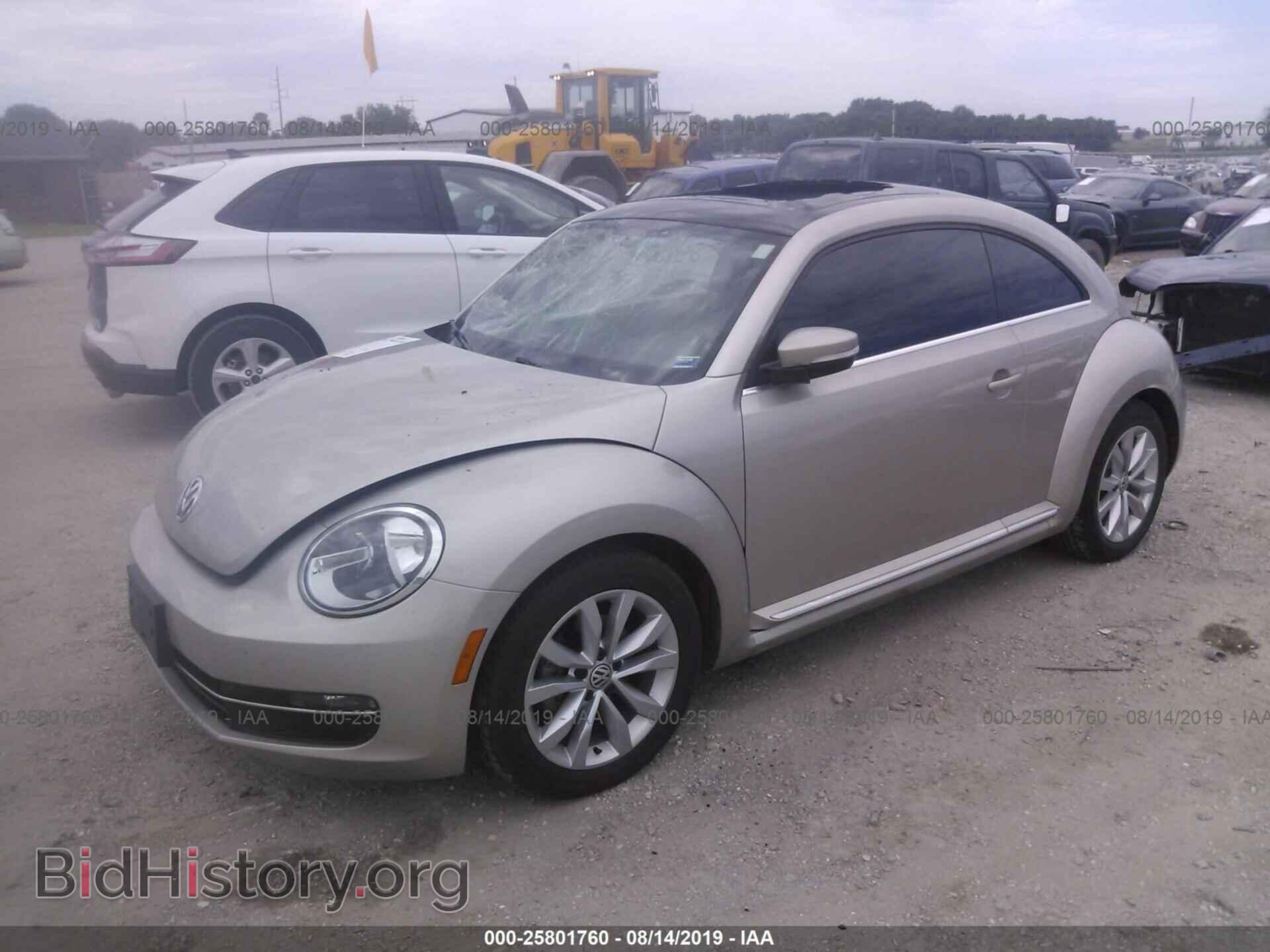 2013 VOLKSWAGEN BEETLE - VIN: 3VWJL7AT2DM628283 - Фото 2