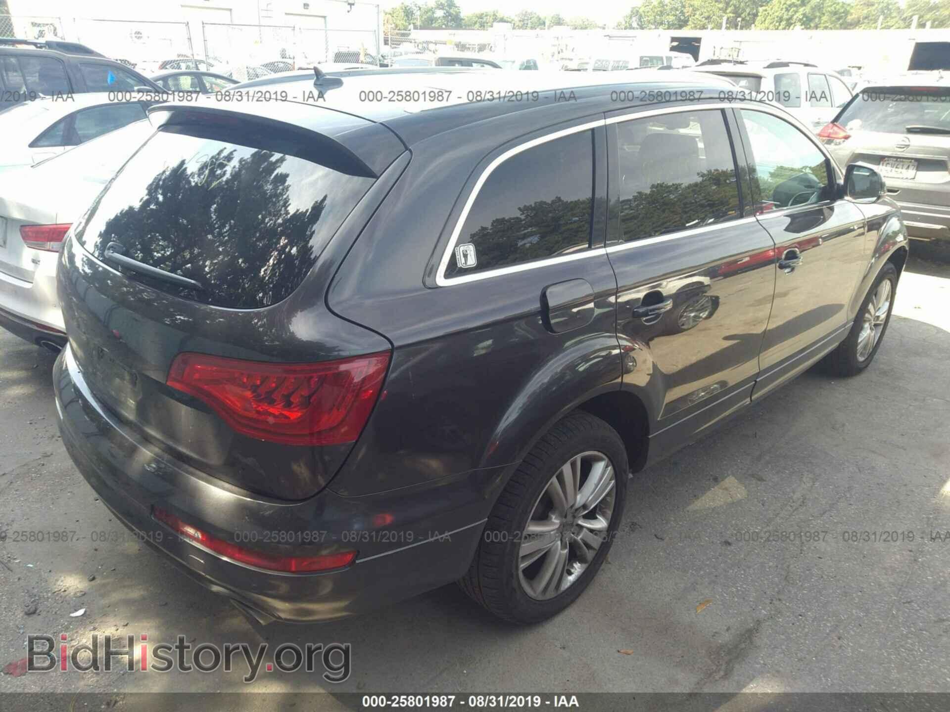 2010 AUDI Q7 - VIN: WA1LYAFE1AD005176 - Фото 4