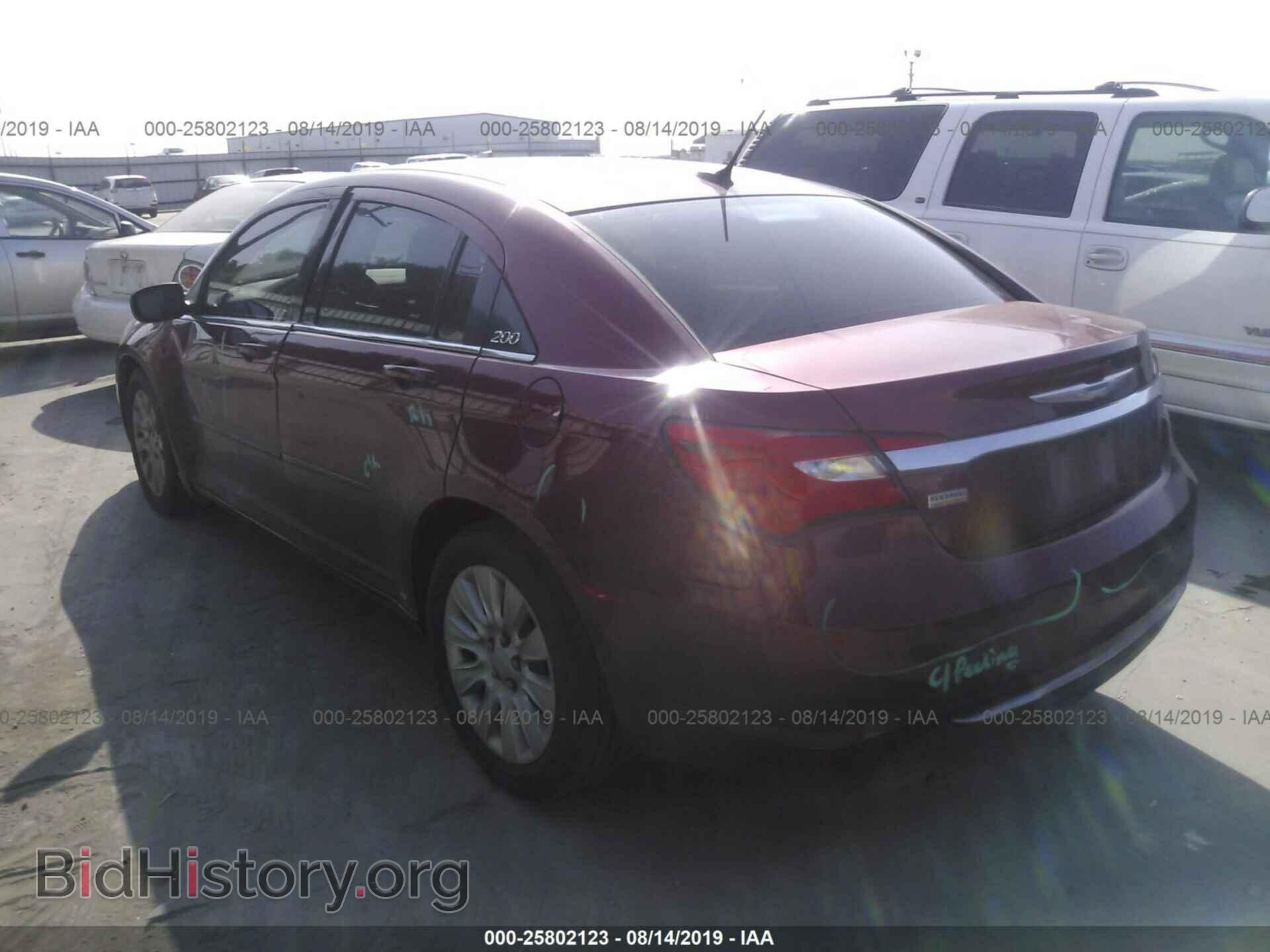 2012 CHRYSLER 200 - VIN: 1C3CCBAG7CN316809 - Фото 3
