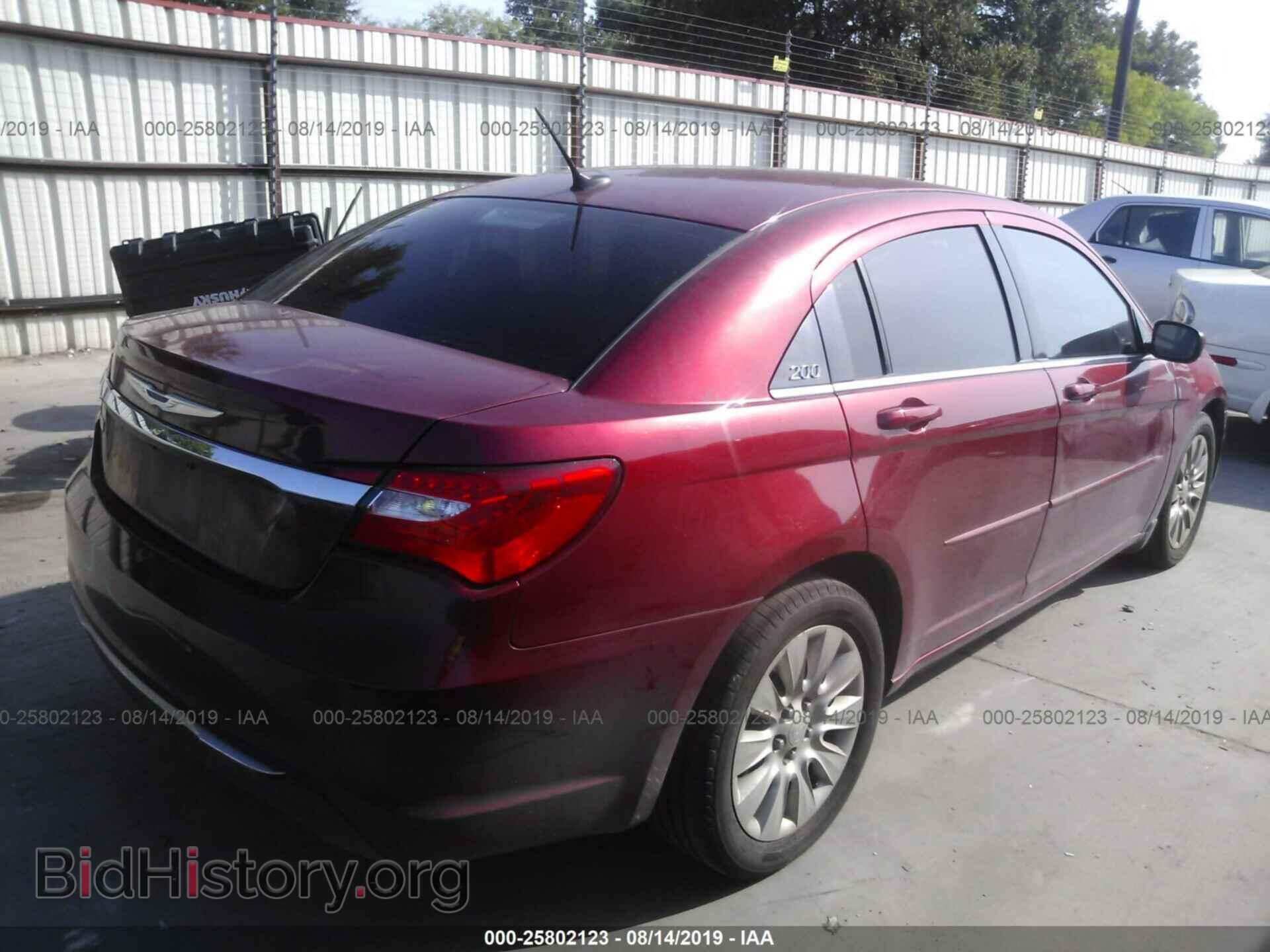 2012 CHRYSLER 200 - VIN: 1C3CCBAG7CN316809 - Фото 4