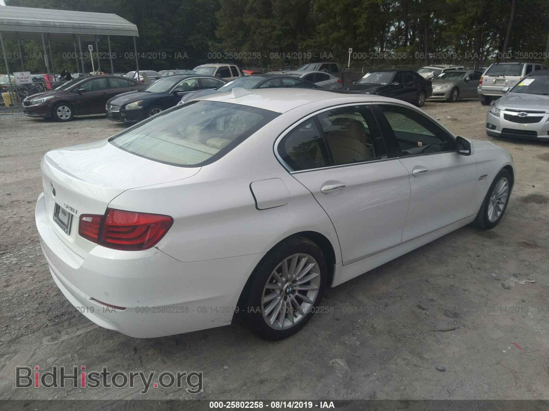 2011 BMW 528 - VIN: WBAFR1C52BC742993 - Фото 4