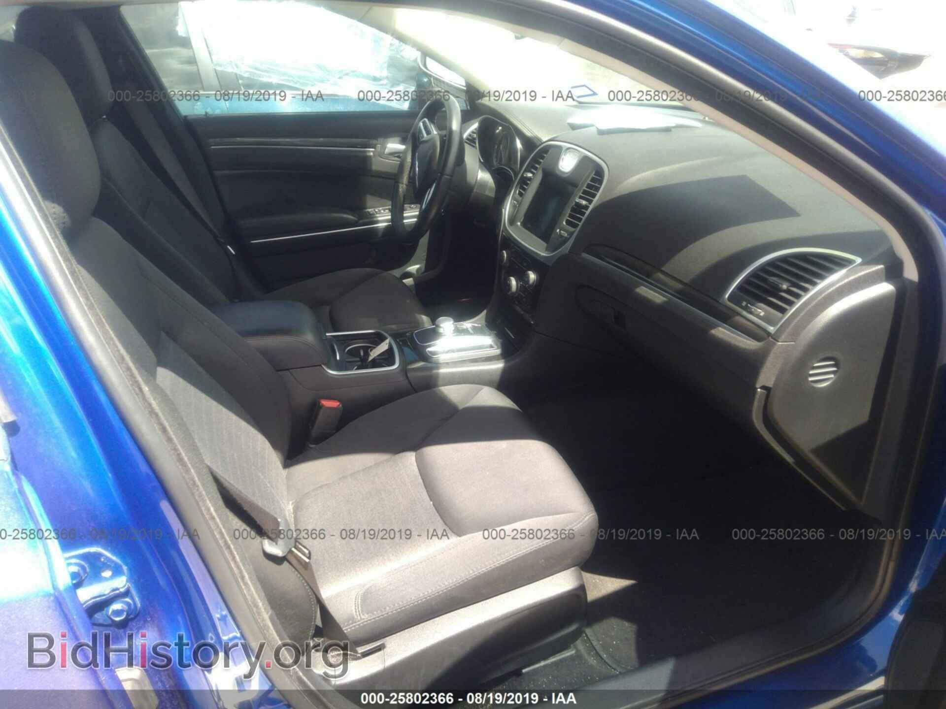 2018 CHRYSLER 300 - VIN: 2C3CCAAG2JH293956 - Фото 5