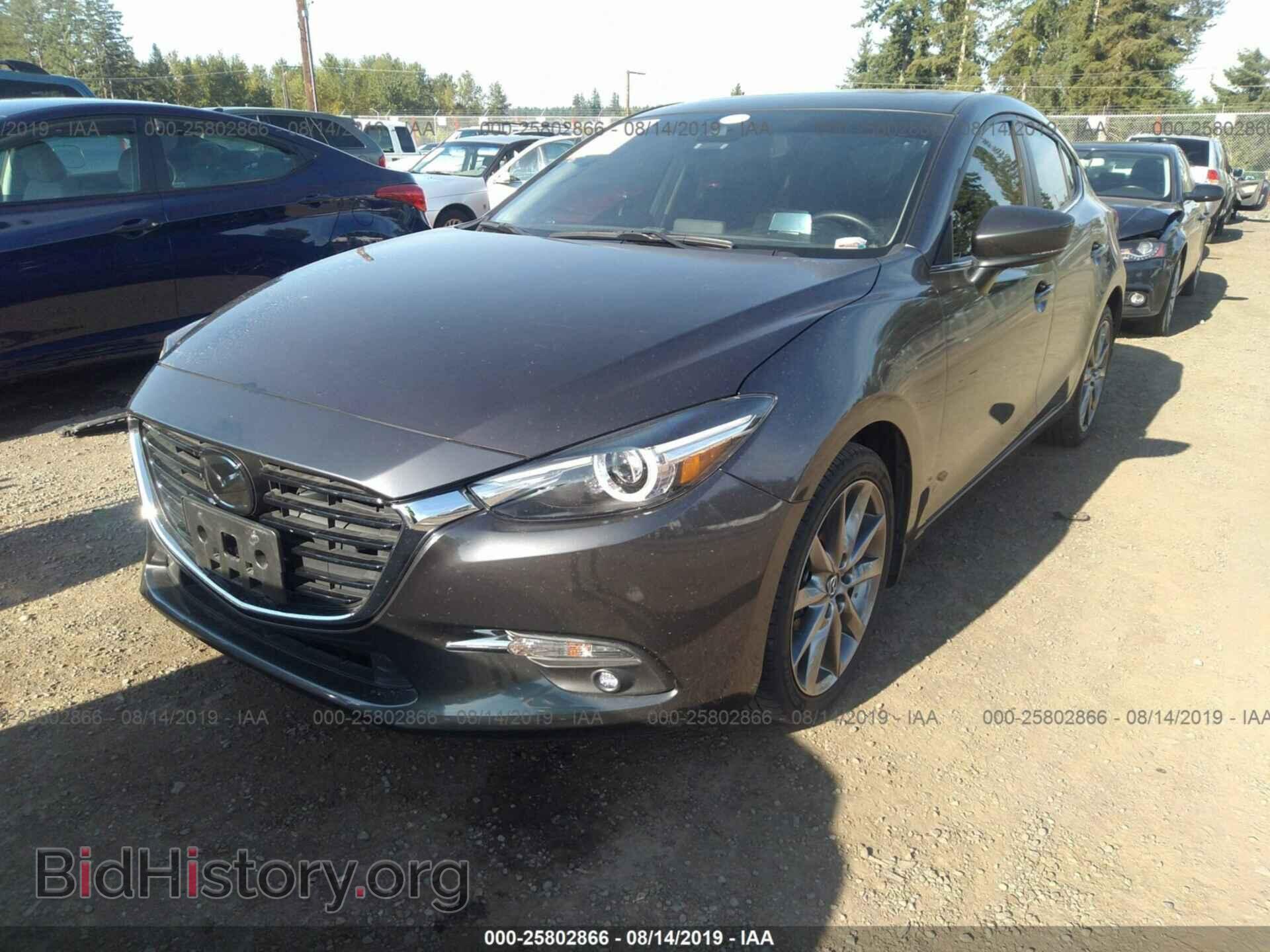 2018 MAZDA 3 - VIN: 3MZBN1M37JM204262 - Фото 2