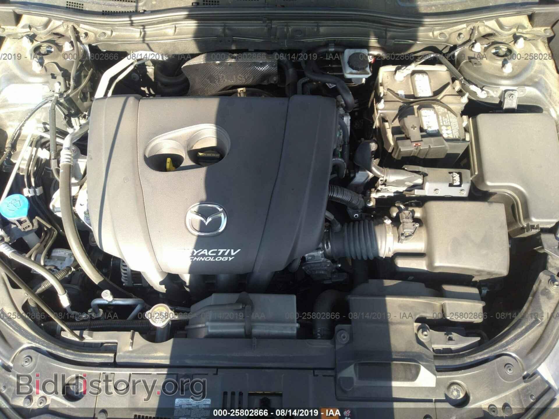 2018 MAZDA 3 - VIN: 3MZBN1M37JM204262 - Фото 10