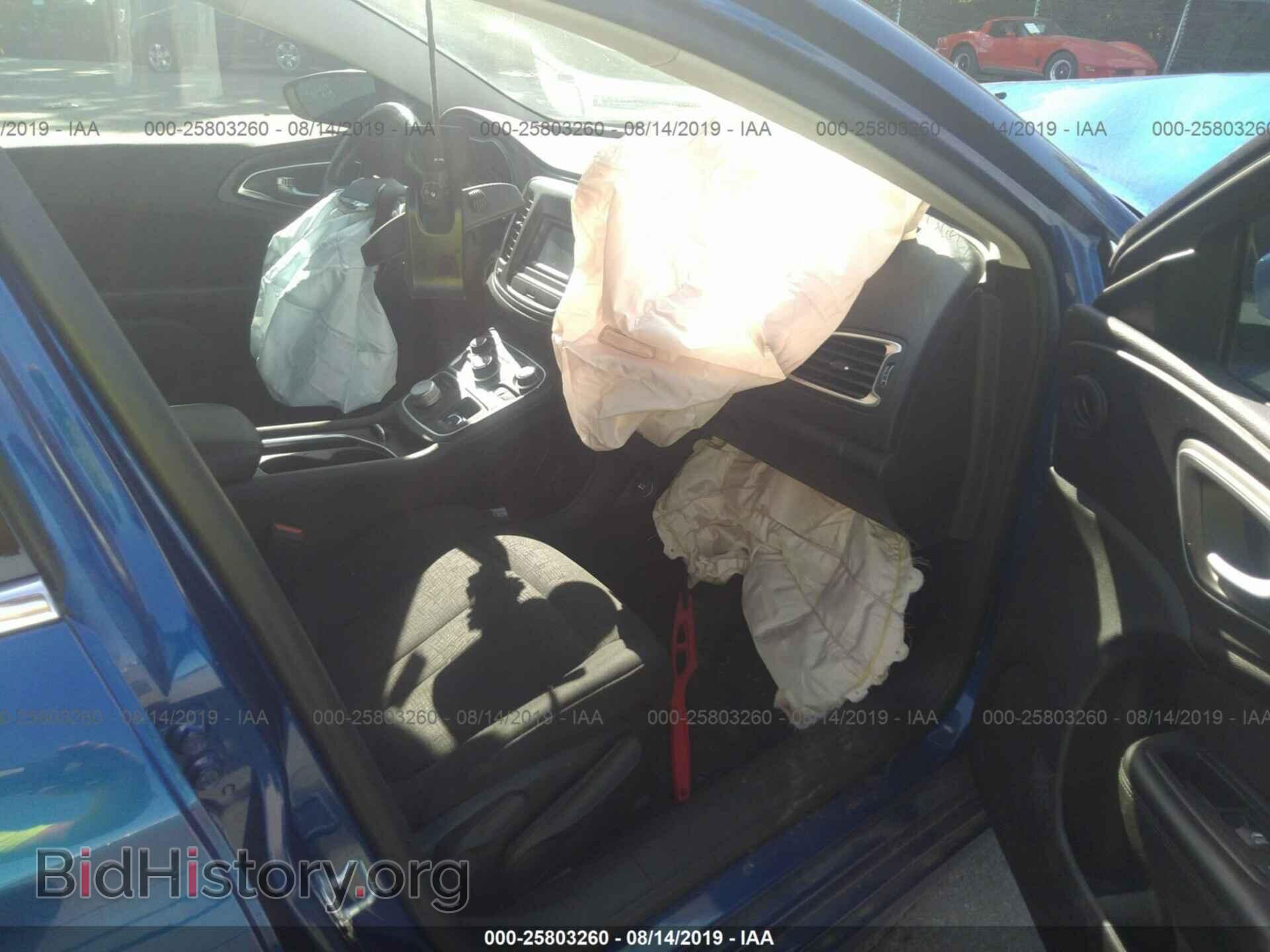 2015 CHRYSLER 200 - VIN: 1C3CCCABXFN623938 - Photo 5
