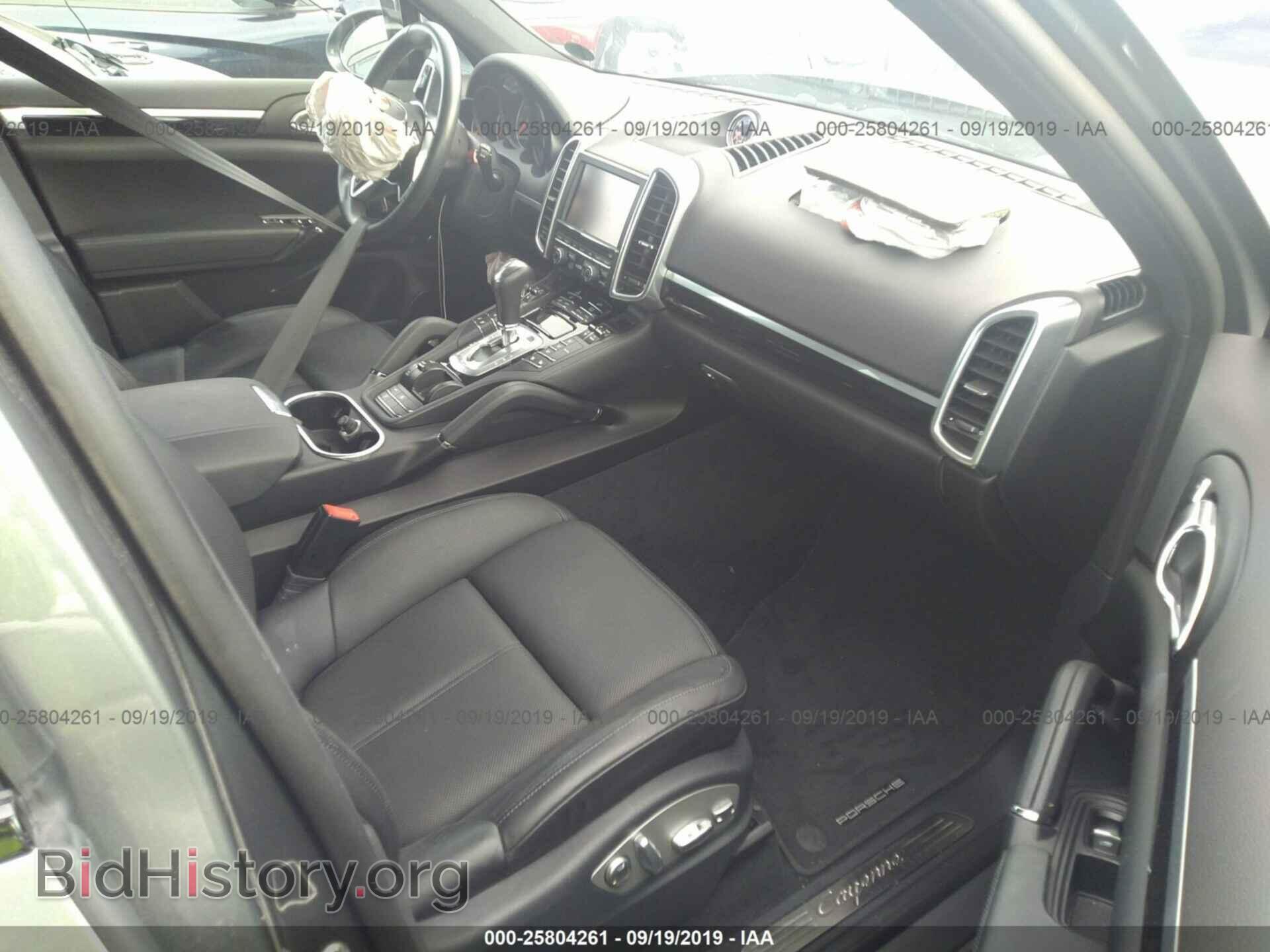 2016 PORSCHE CAYENNE - VIN: WP1AA2A27GLA04518 - Photo 5