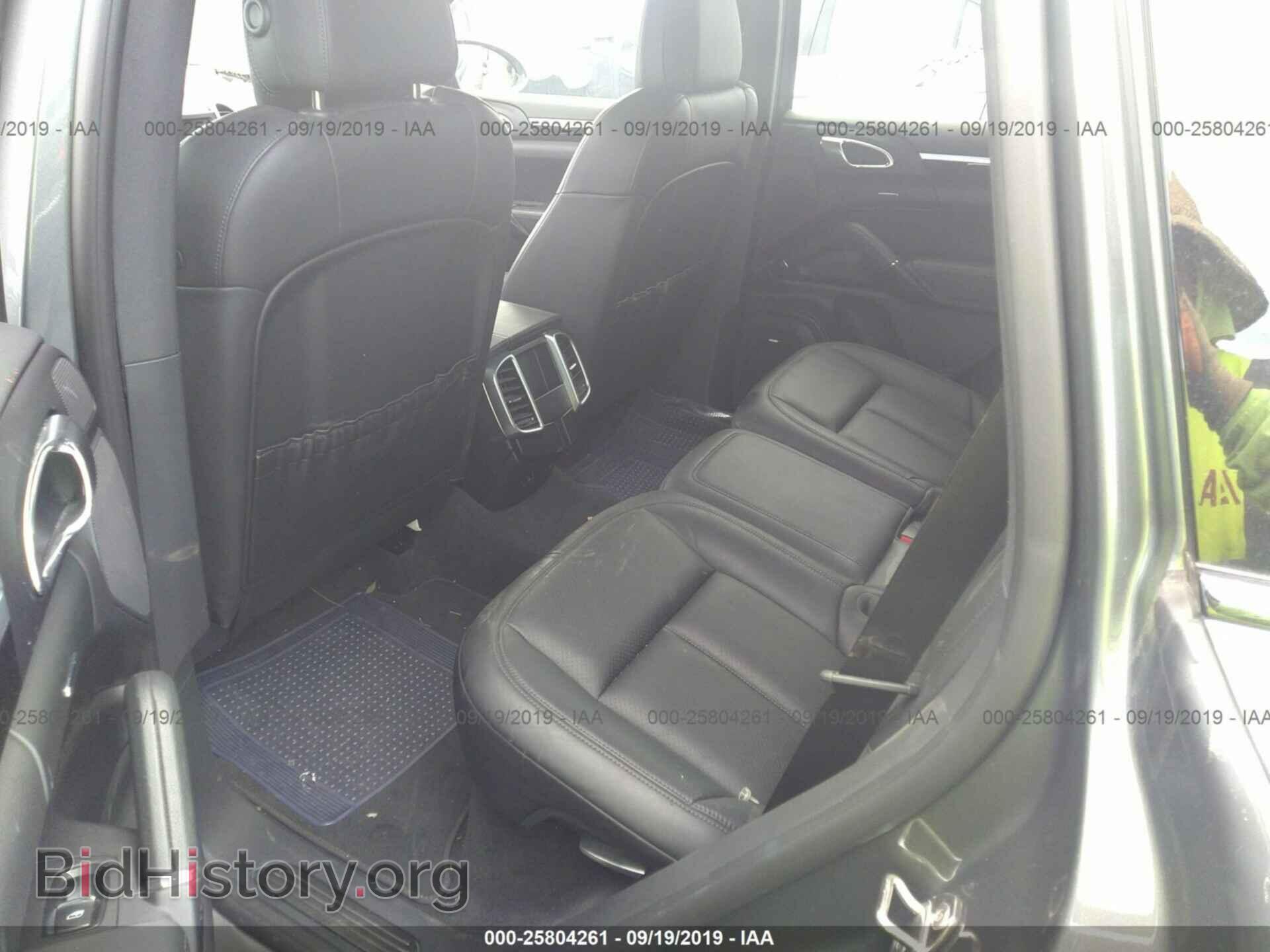 2016 PORSCHE CAYENNE - VIN: WP1AA2A27GLA04518 - Photo 8