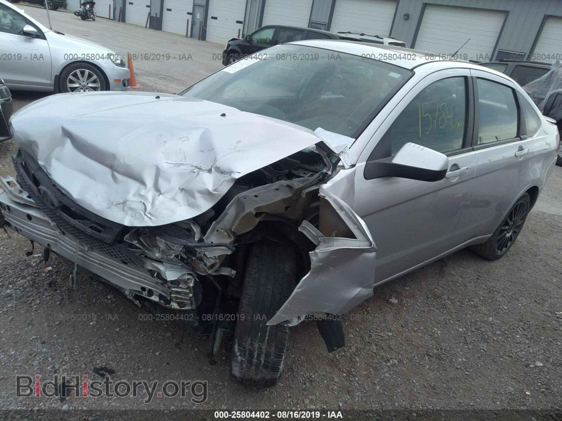 2011 FORD FOCUS - VIN: 1FAHP3GN7BW184229 - Photo 2