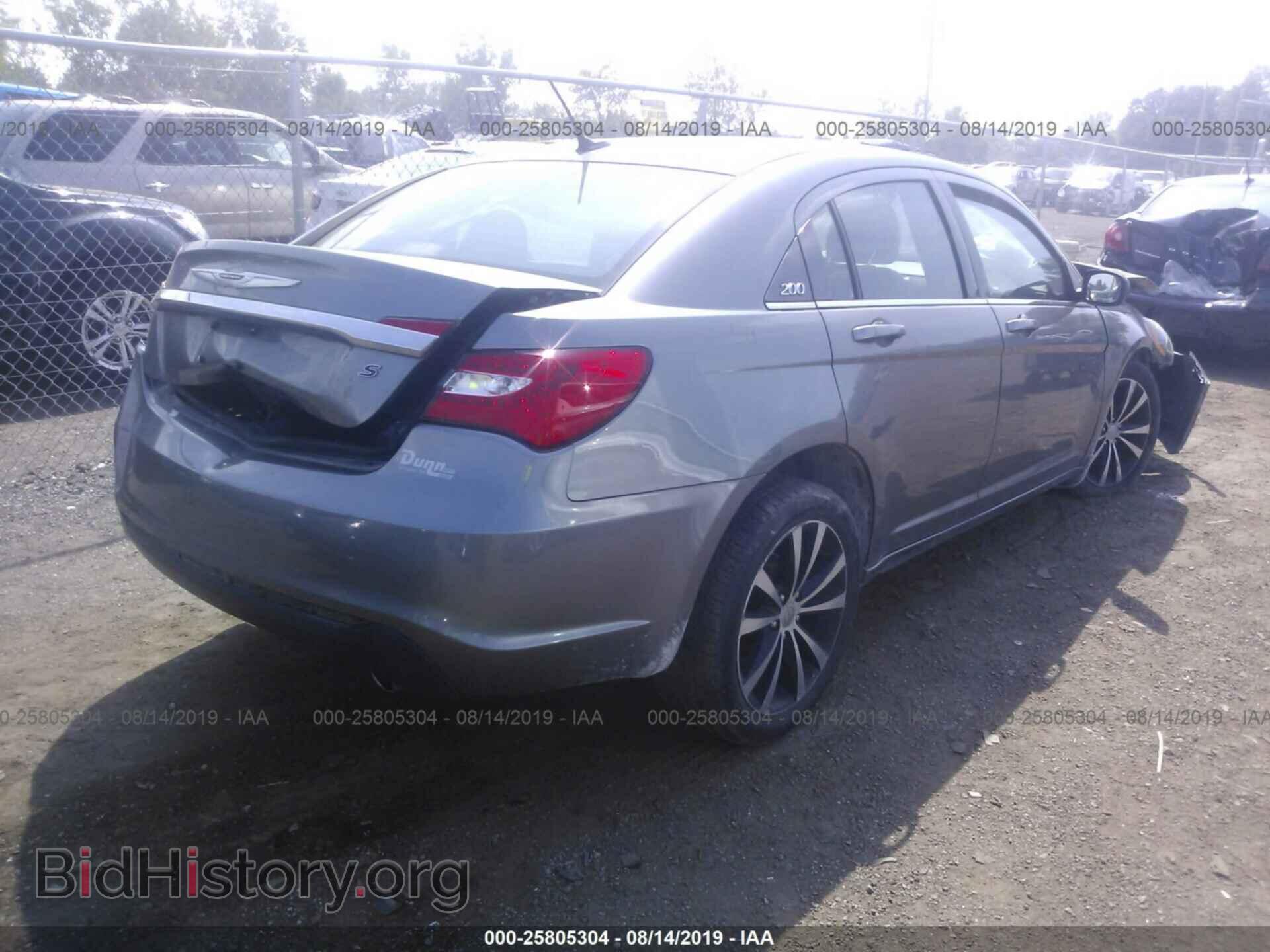2013 CHRYSLER 200 - VIN: 1C3CCBCG8DN571449 - Фото 4