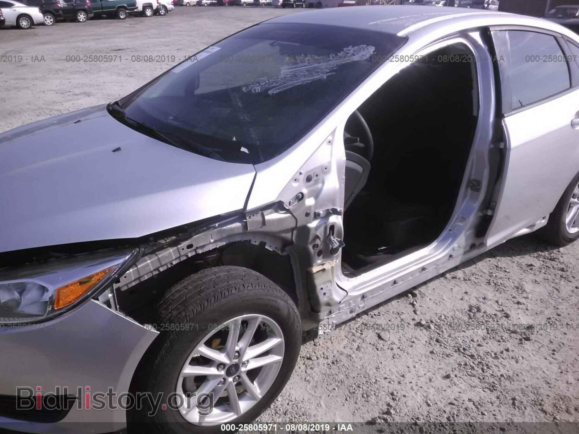 2016 Ford Focus - VIN: 1FADP3F25GL340945 - Фото 6