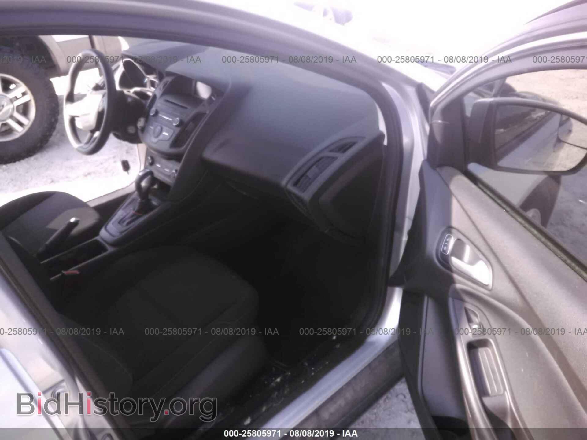 2016 Ford Focus - VIN: 1FADP3F25GL340945 - Фото 8