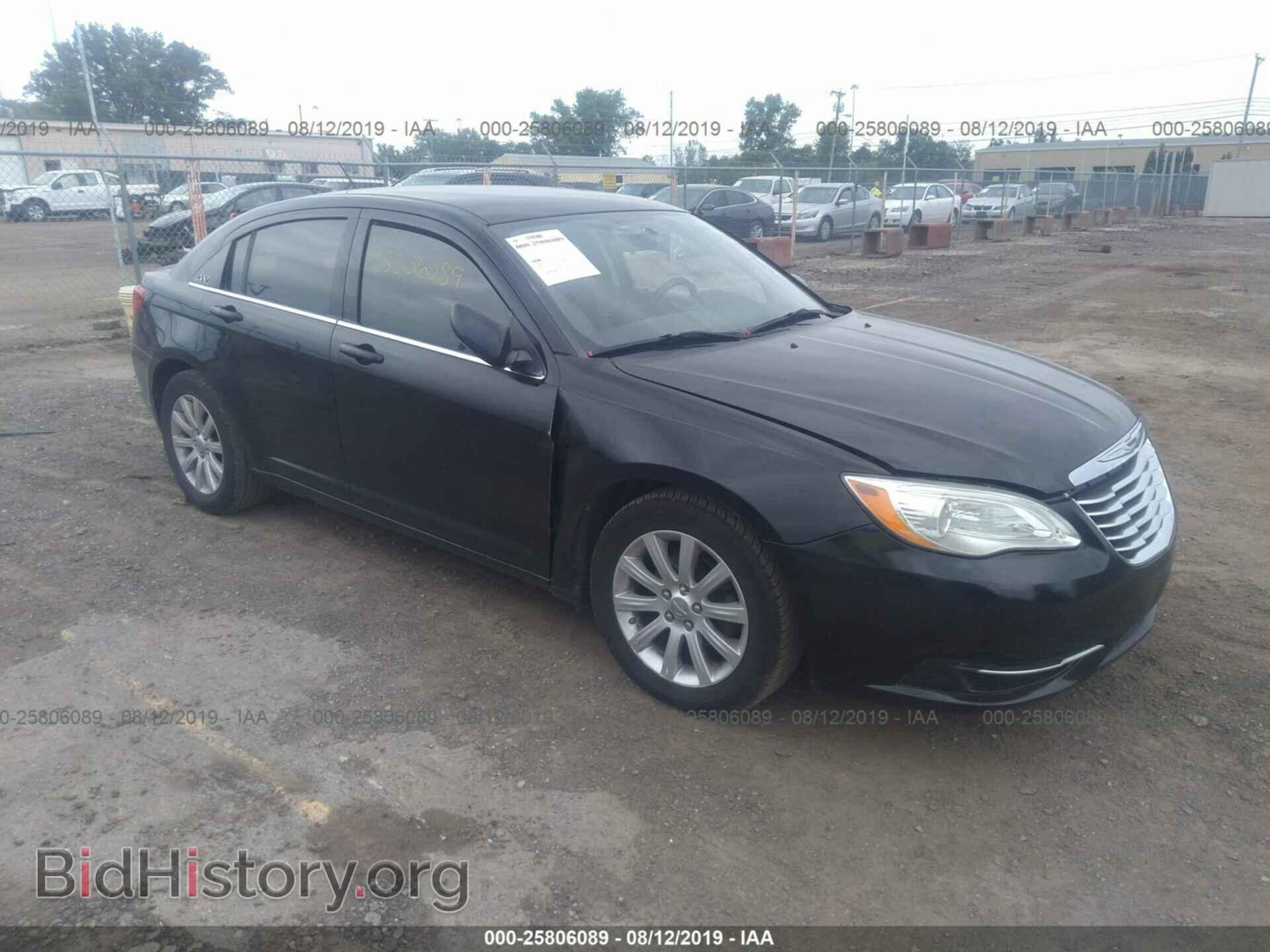 Фотография 1C3BC1FG0BN550139 - CHRYSLER 200 2011