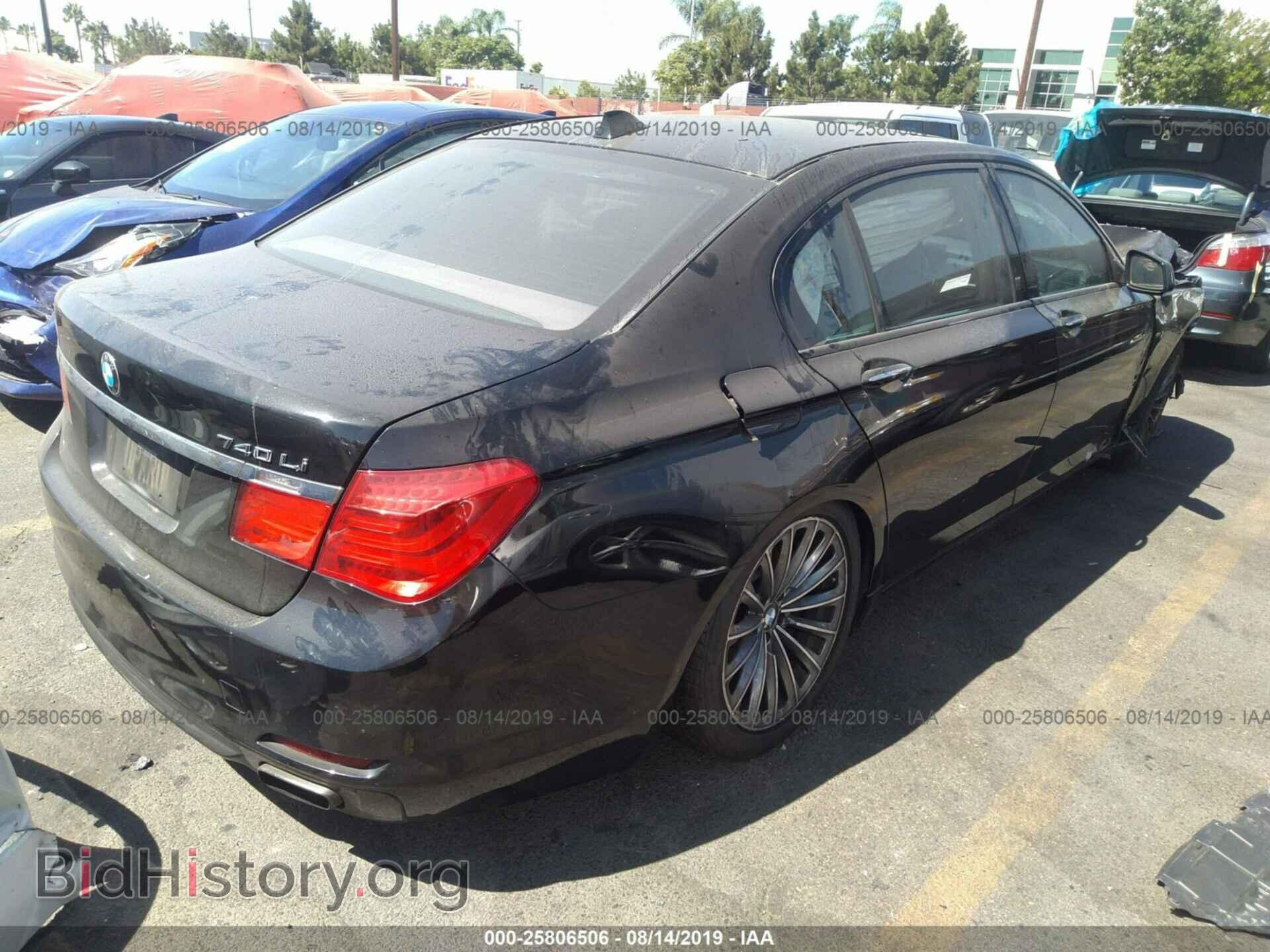 2011 BMW 740 - VIN: WBAKB4C5XBC392694 - Фото 4