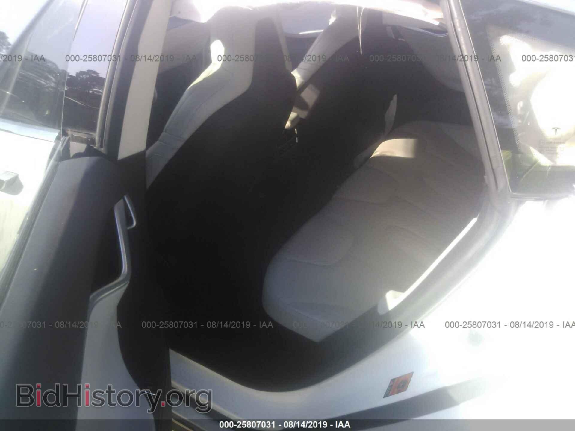 2015 TESLA MODEL S - VIN: 5YJSA1S24FF085946 - Фото 8