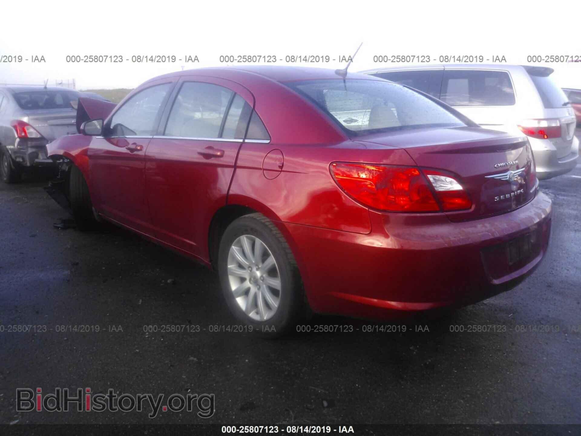 2010 CHRYSLER SEBRING - VIN: 1C3CC5FB1AN144806 - Фото 3