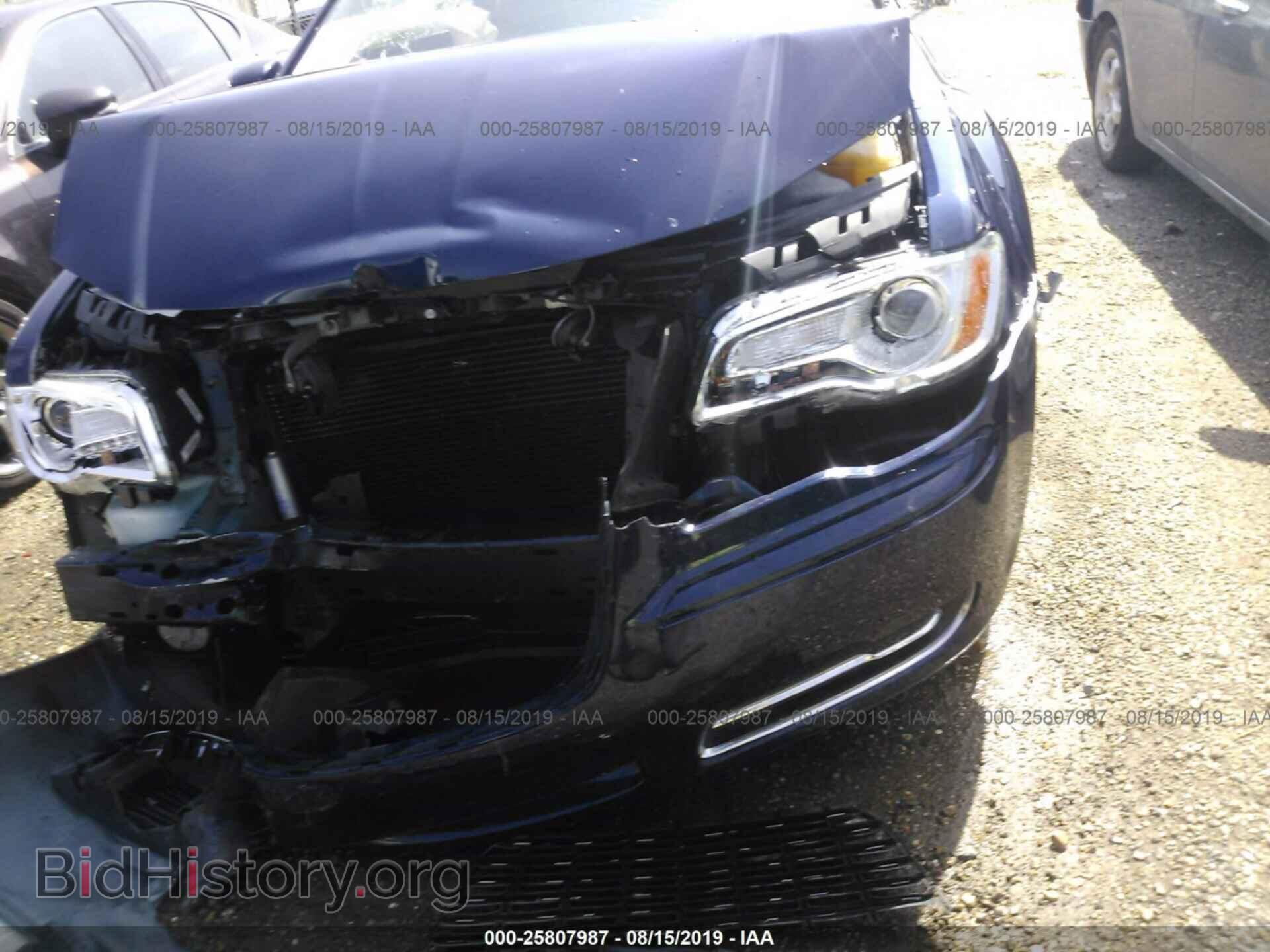 2013 CHRYSLER 300 - VIN: 2C3CCAAG6DH745489 - Фото 6