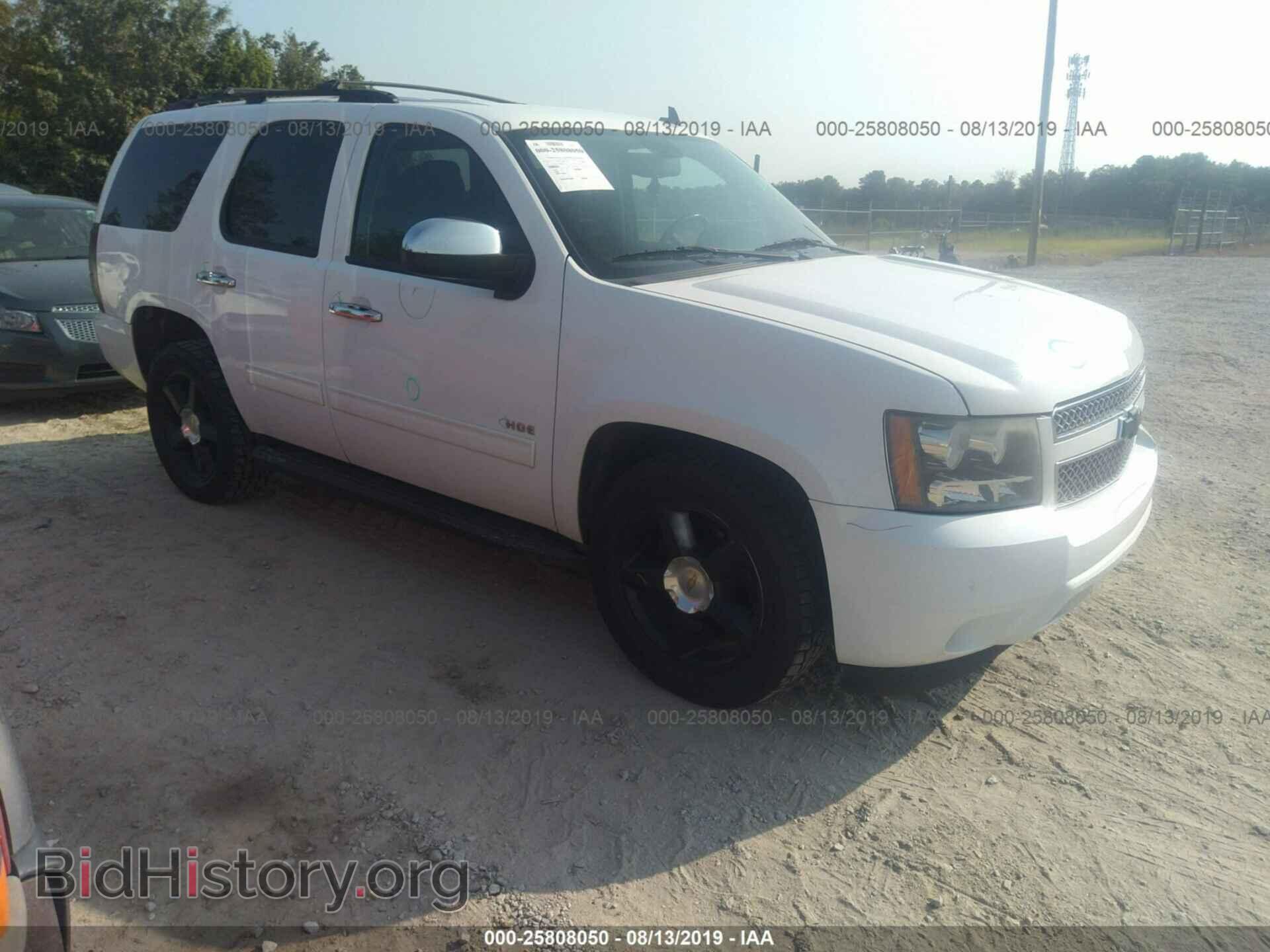 Фотография 1GNSCAE01BR393933 - CHEVROLET TAHOE 2011