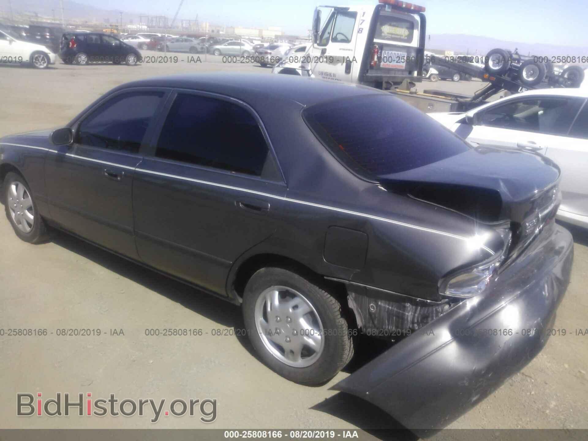 2000 MAZDA 626 - VIN: 1YVGF22C8Y5121433 - Фото 3