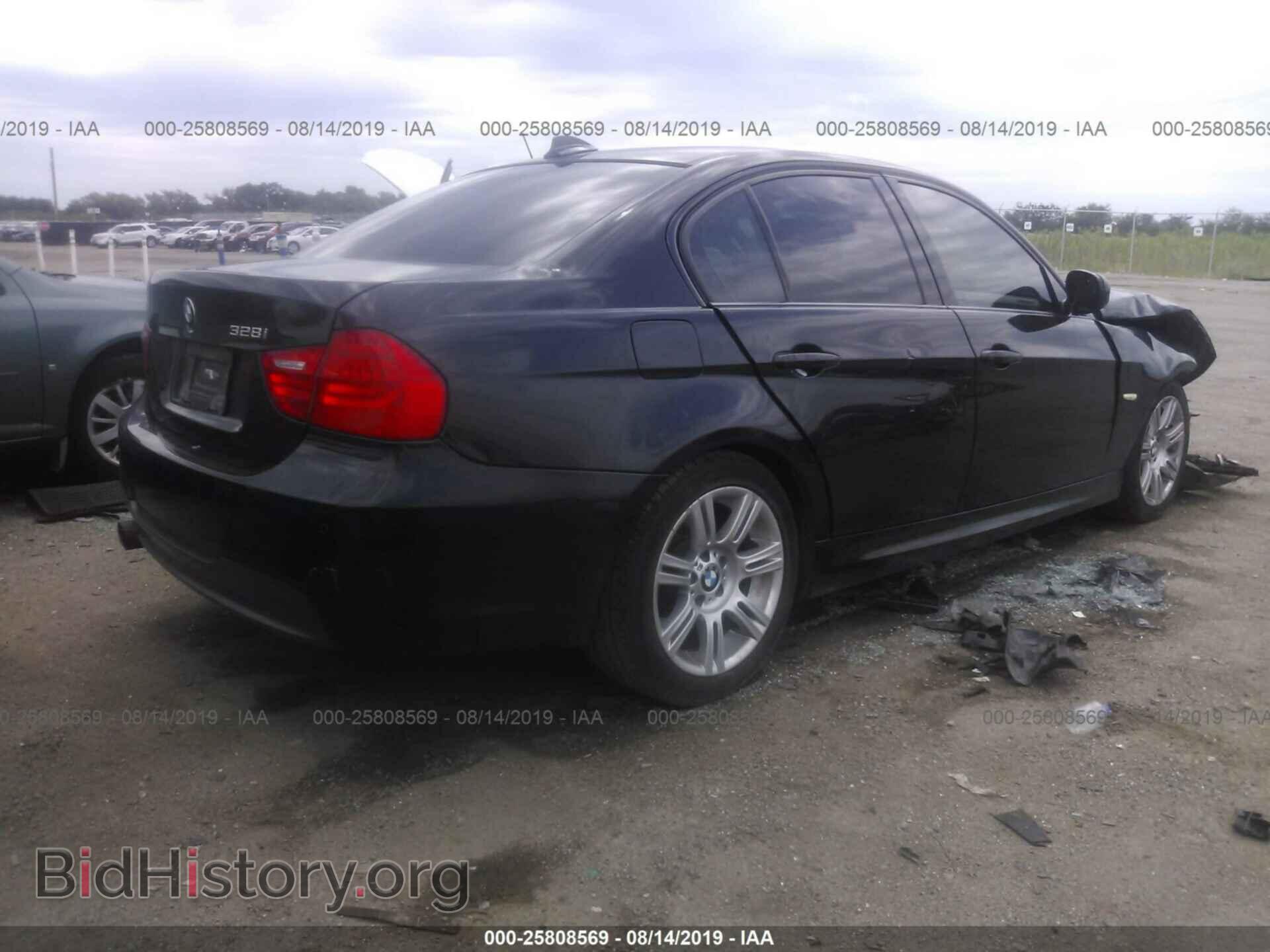 2011 BMW 328 - VIN: WBAPH7C55BE674736 - Фото 4