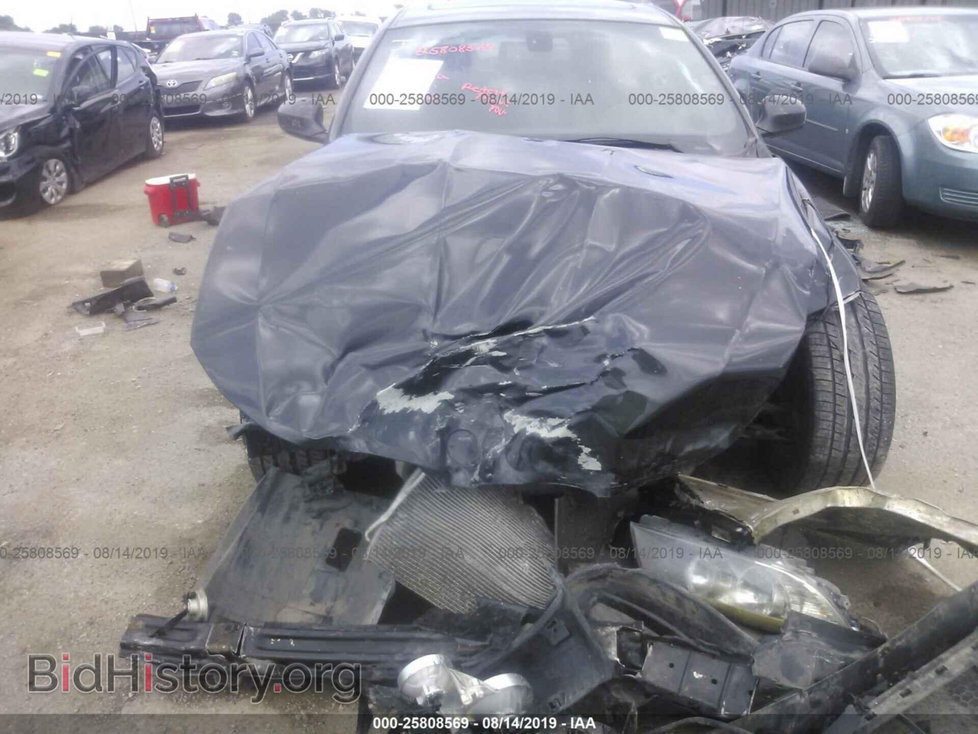 2011 BMW 328 - VIN: WBAPH7C55BE674736 - Фото 6