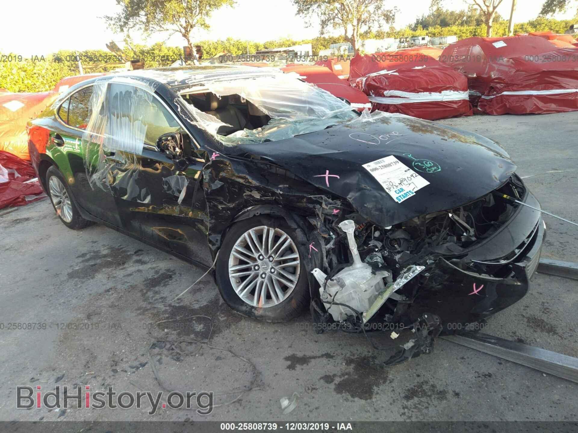 Photo JTHBK1GG8D2060175 - Lexus ES 2013