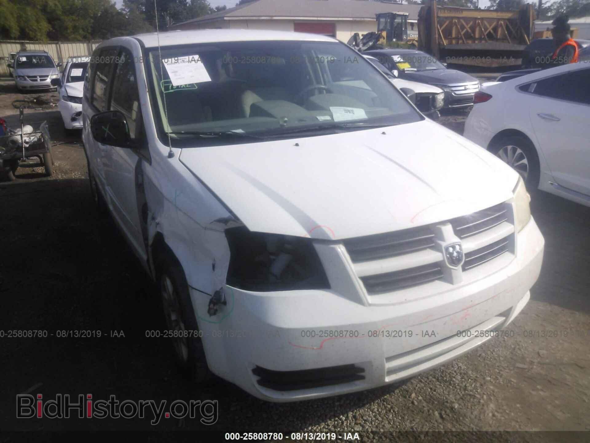 Photo 2D4RN4DE3AR219941 - DODGE GRAND CARAVAN 2010
