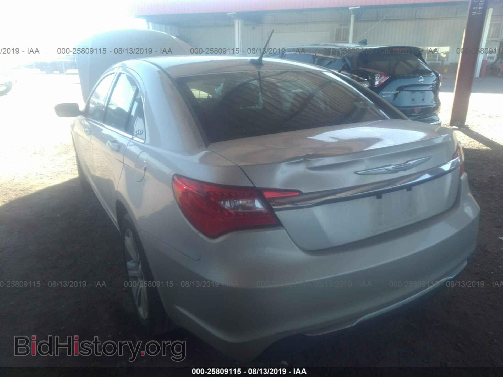 2013 CHRYSLER 200 - VIN: 1C3CCBAB6DN670603 - Photo 3