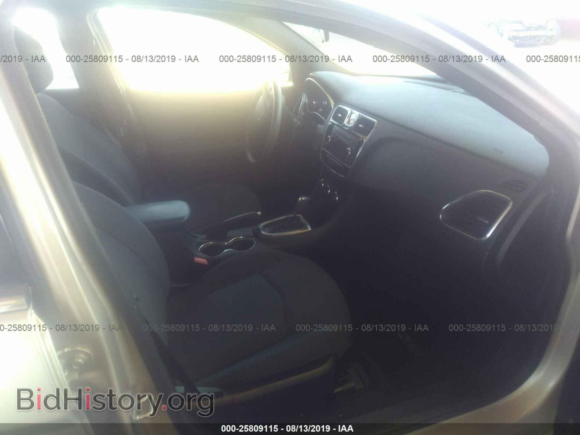 2013 CHRYSLER 200 - VIN: 1C3CCBAB6DN670603 - Photo 5