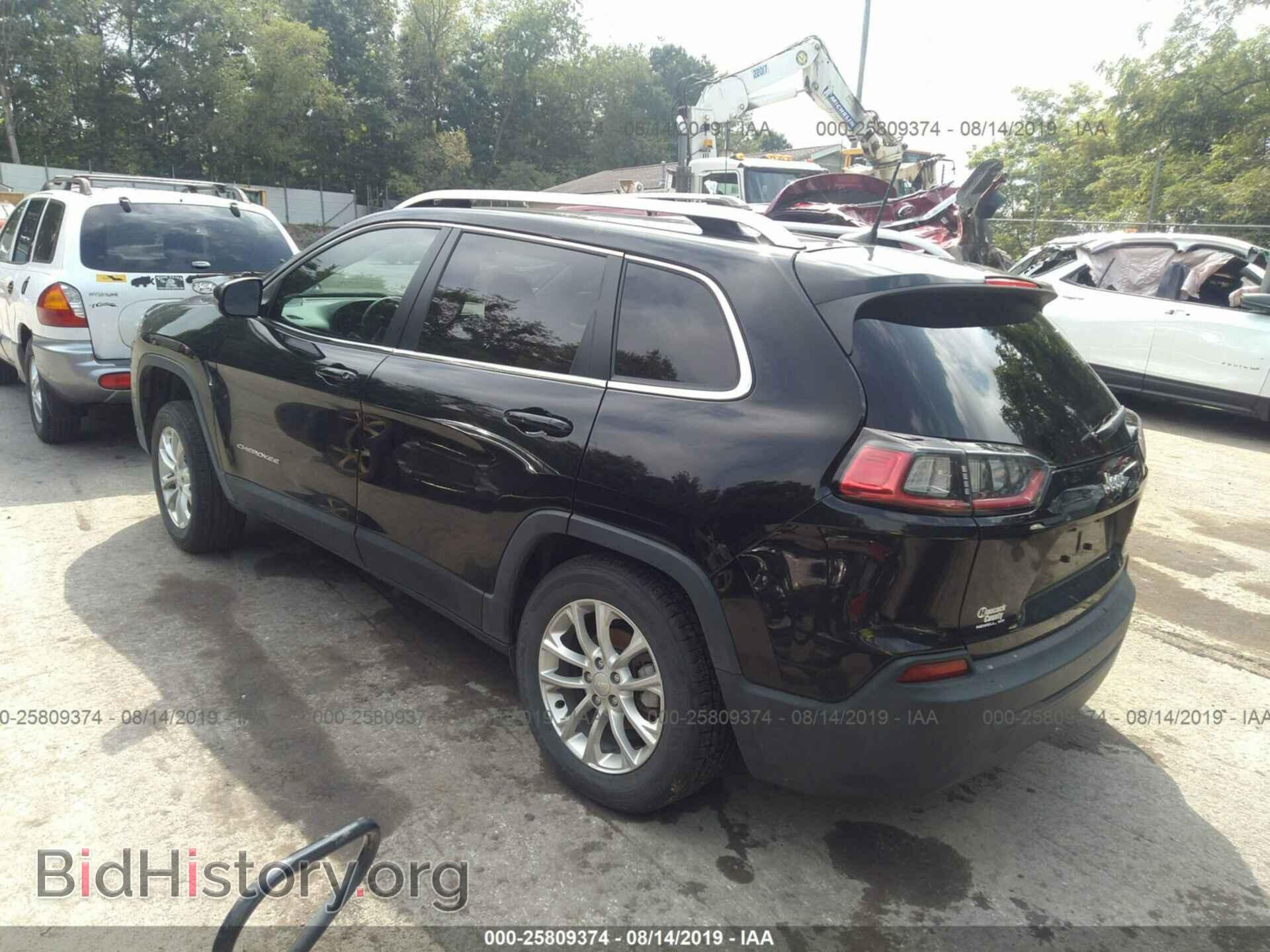 2019 JEEP CHEROKEE - VIN: 1C4PJLCB0KD160420 - Фото 3