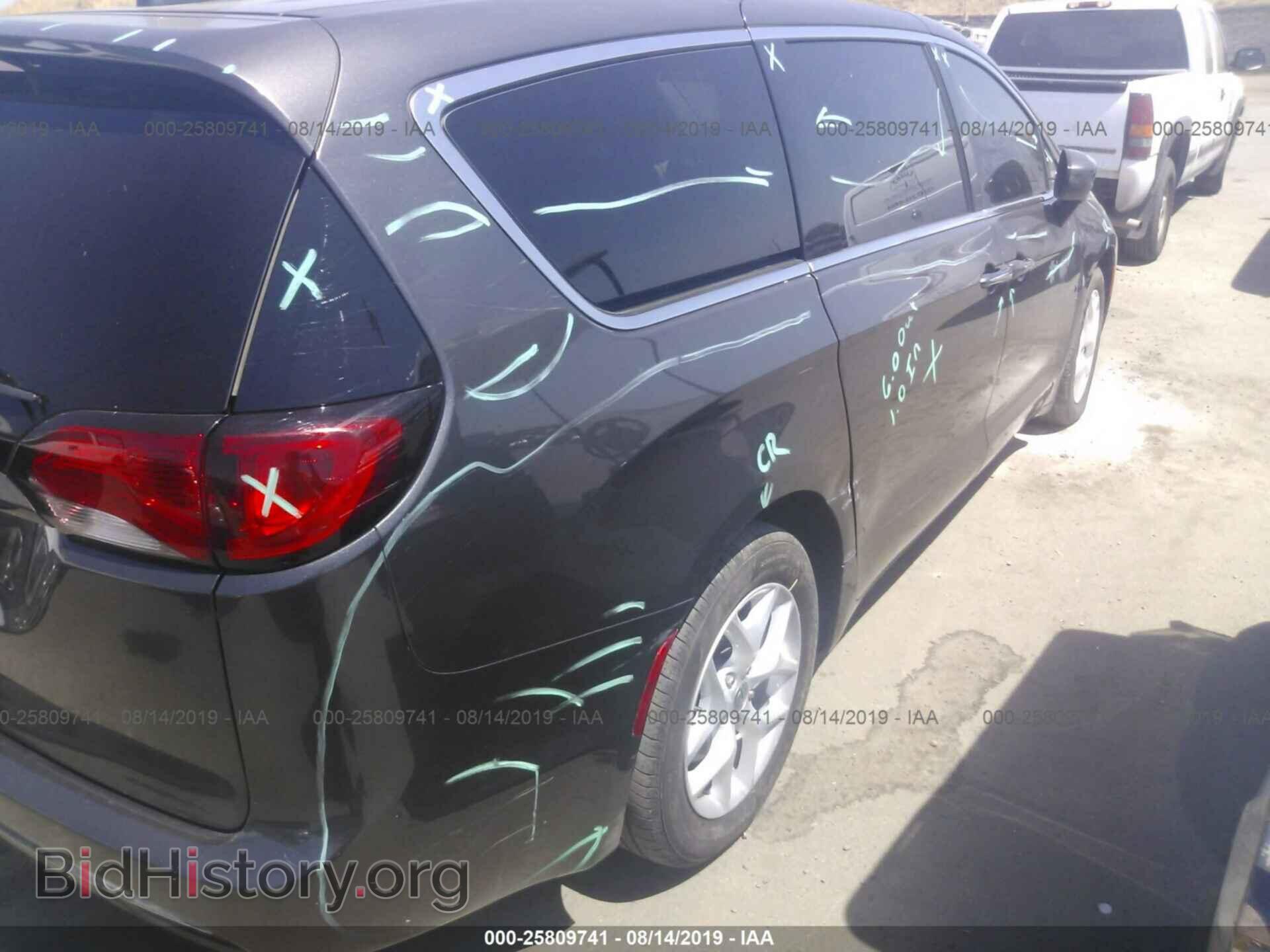 2017 CHRYSLER PACIFICA - VIN: 2C4RC1BG6HR846570 - Фото 4