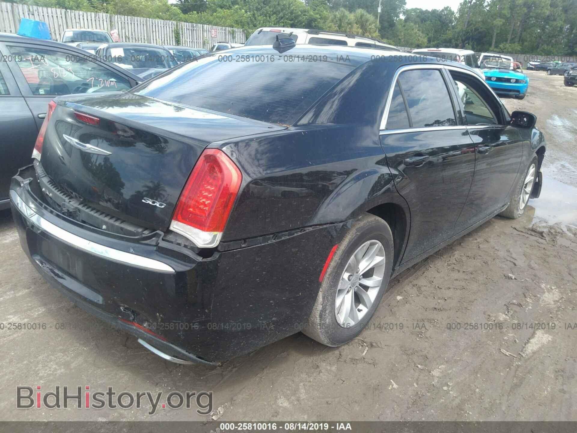 2015 CHRYSLER 300 - VIN: 2C3CCAAG8FH807297 - Фото 4