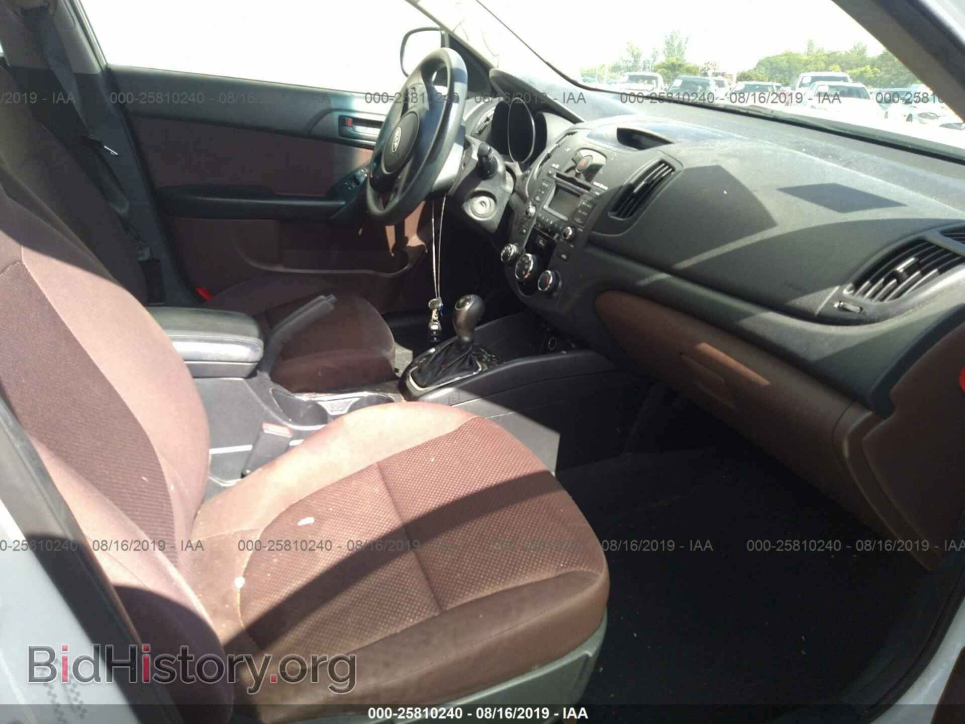 2011 KIA FORTE - VIN: KNAFU4A21B5395881 - Фото 5
