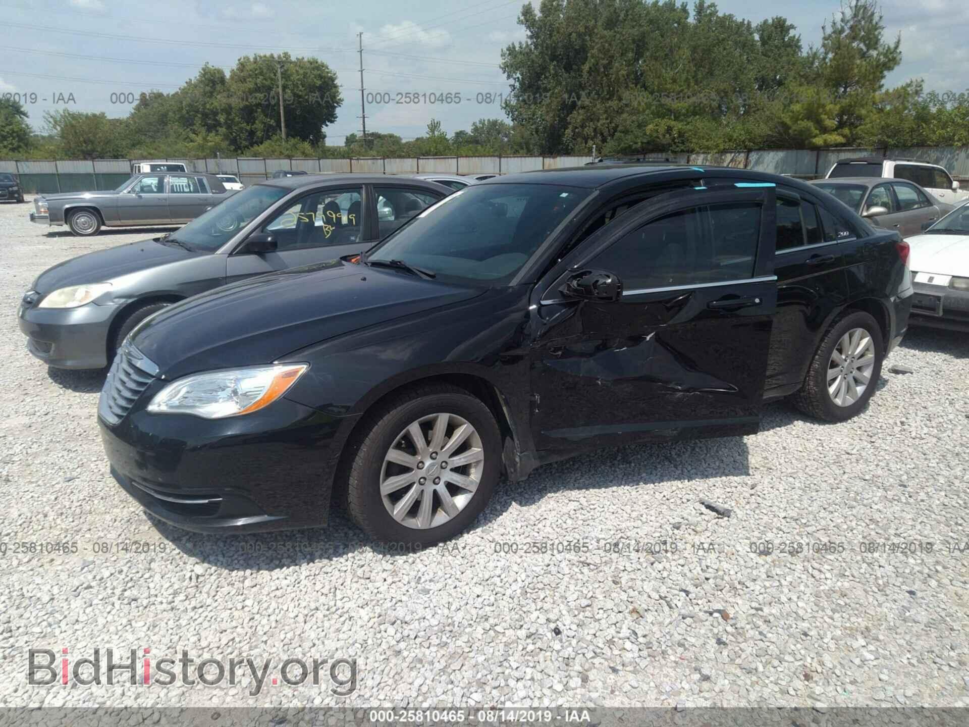 2012 CHRYSLER 200 - VIN: 1C3CCBBB0CN134470 - Фото 2