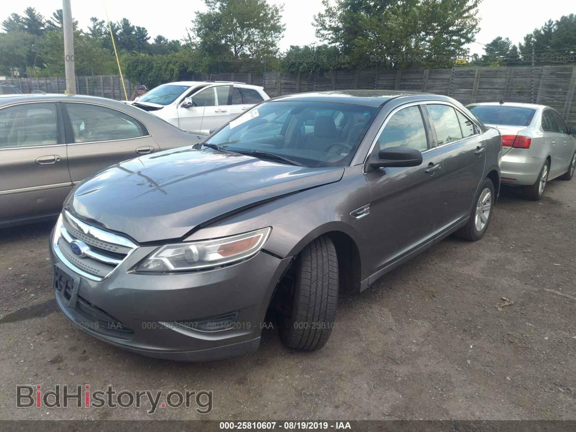 2011 FORD TAURUS - VIN: 1FAHP2DW6BG185633 - Photo 2