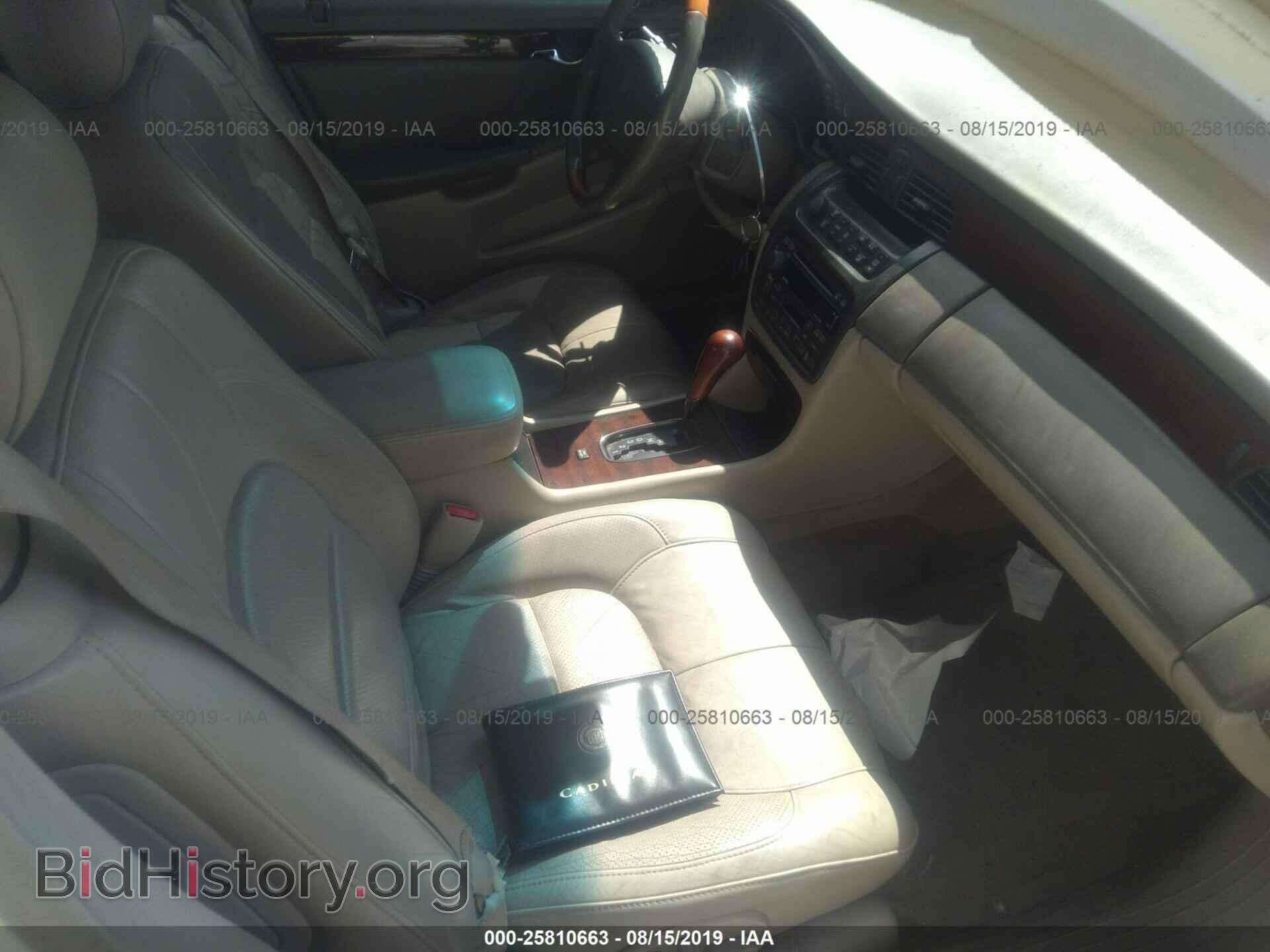 2000 CADILLAC DEVILLE - VIN: 1G6KF579XYU277576 - Photo 5