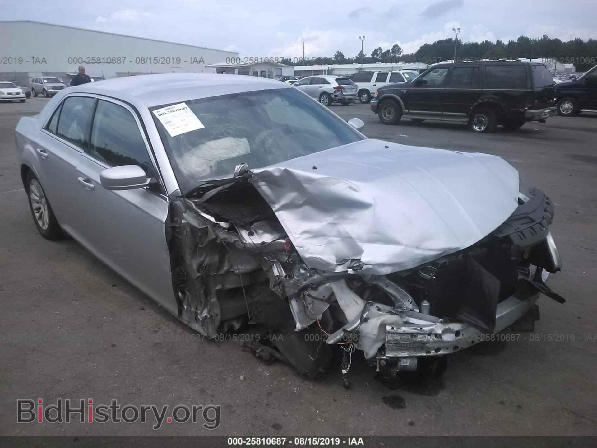 Фотография 2C3CCAAG1CH227448 - CHRYSLER 300 2012