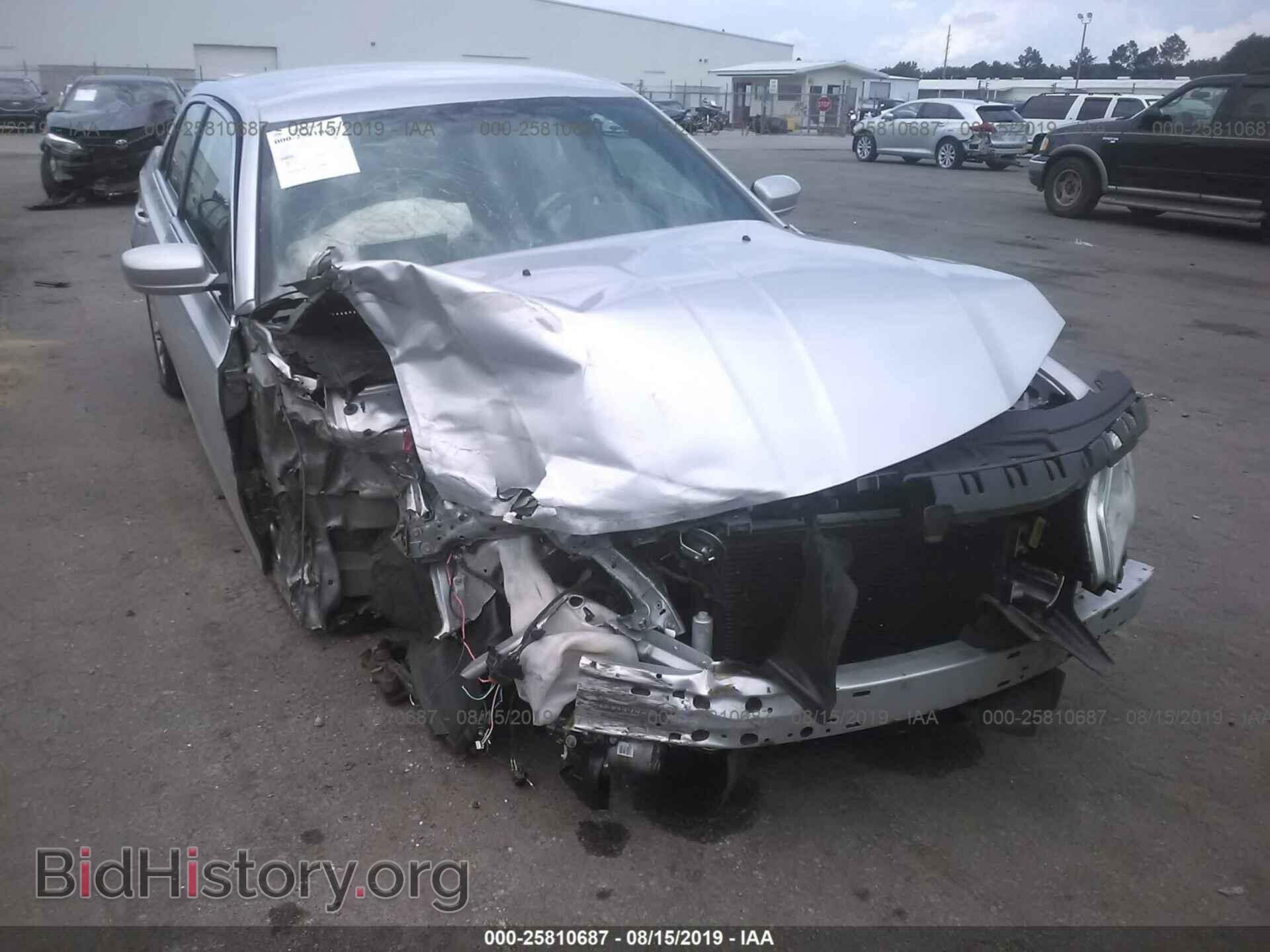 2012 CHRYSLER 300 - VIN: 2C3CCAAG1CH227448 - Фото 6