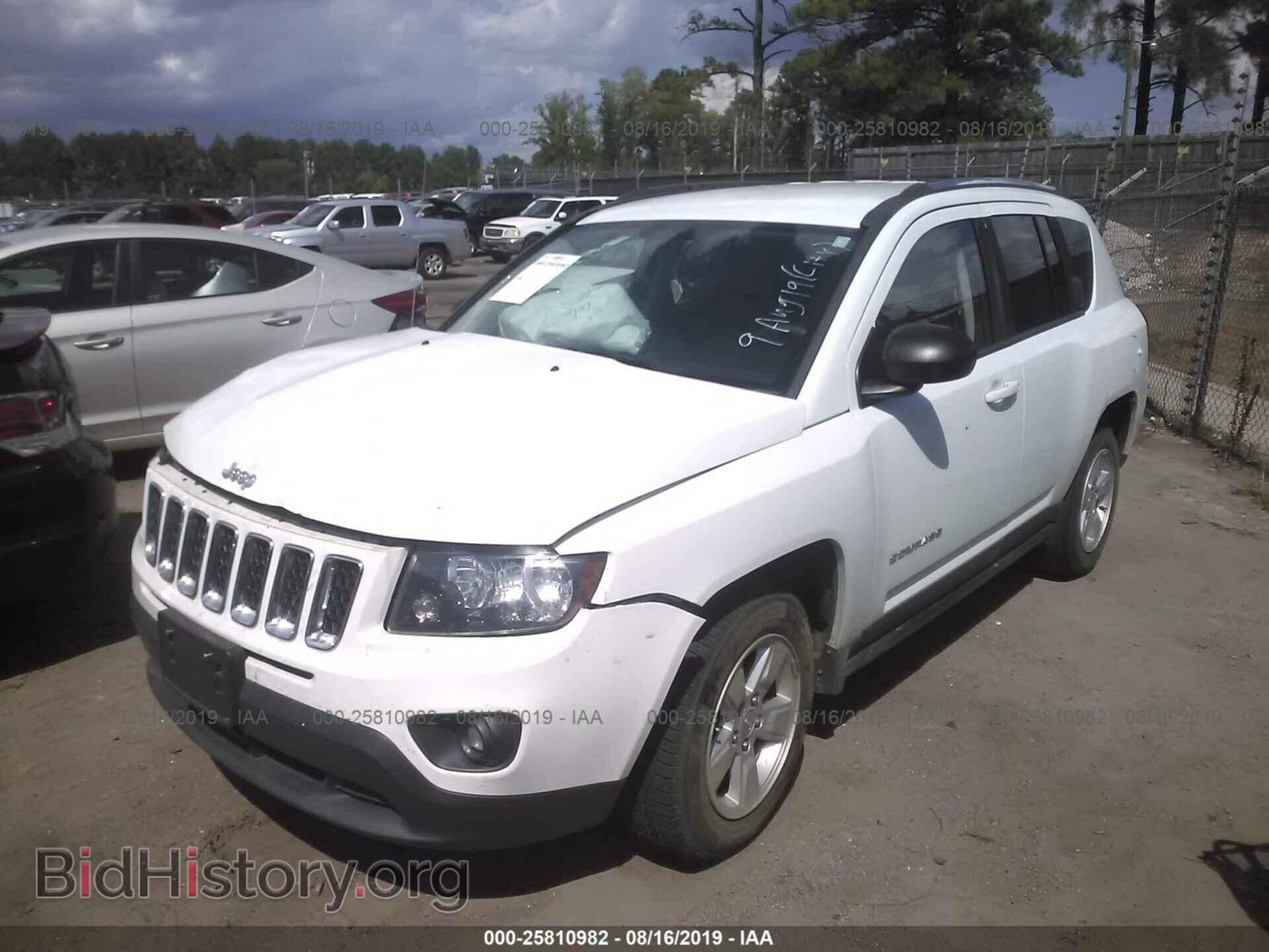 2014 JEEP COMPASS - VIN: 1C4NJCBA6ED843520 - Photo 2