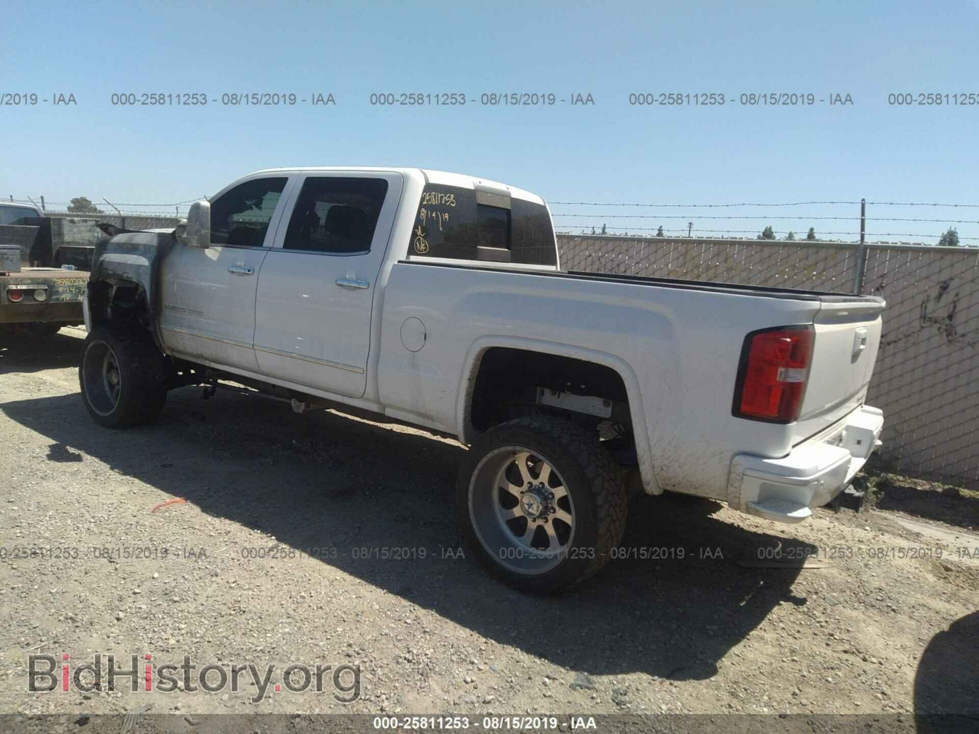 2015 GMC SIERRA - VIN: 1GT120E8XFF159756 - Фото 3