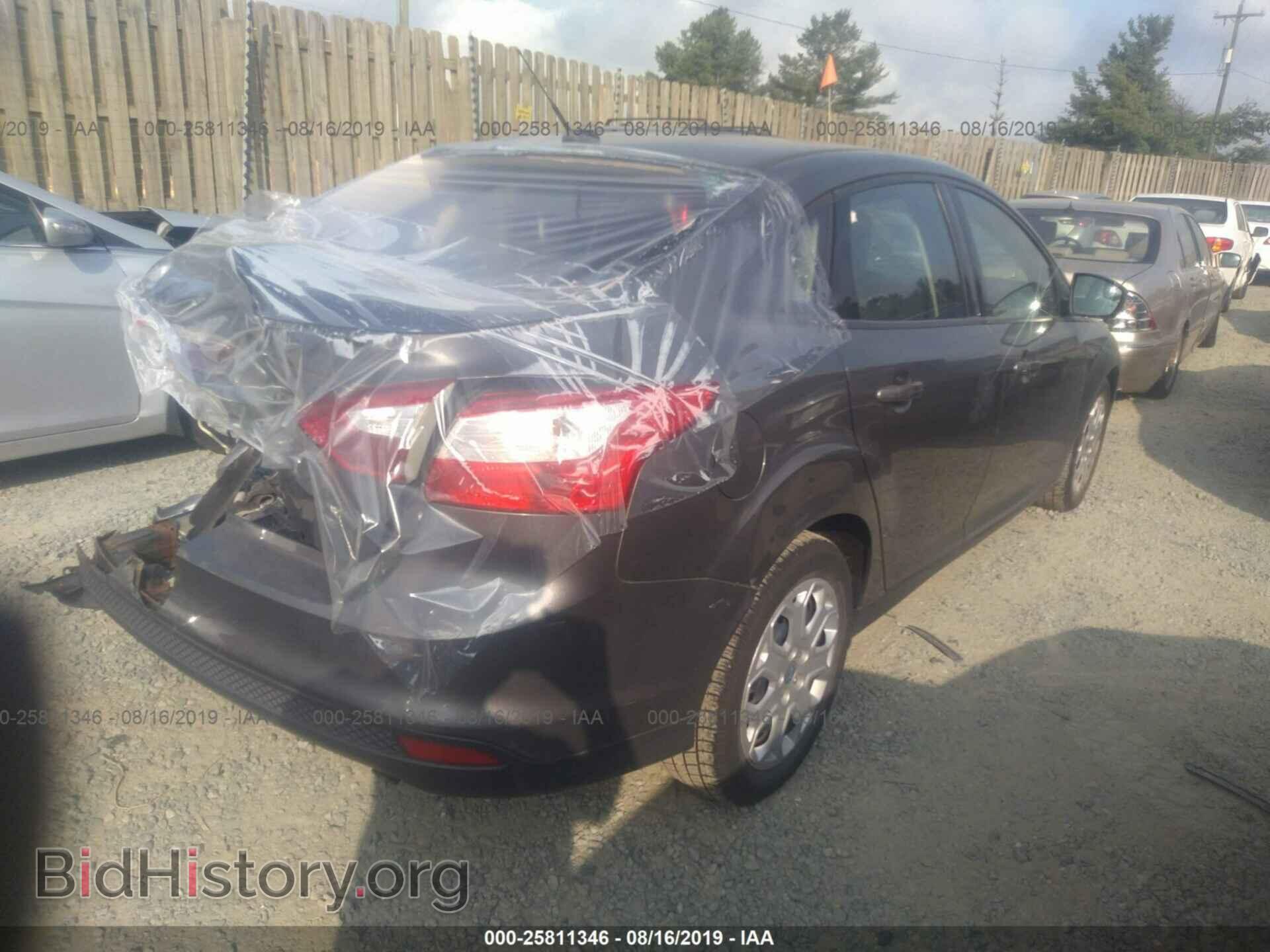 2012 FORD FOCUS - VIN: 1FAHP3F27CL327996 - Photo 4