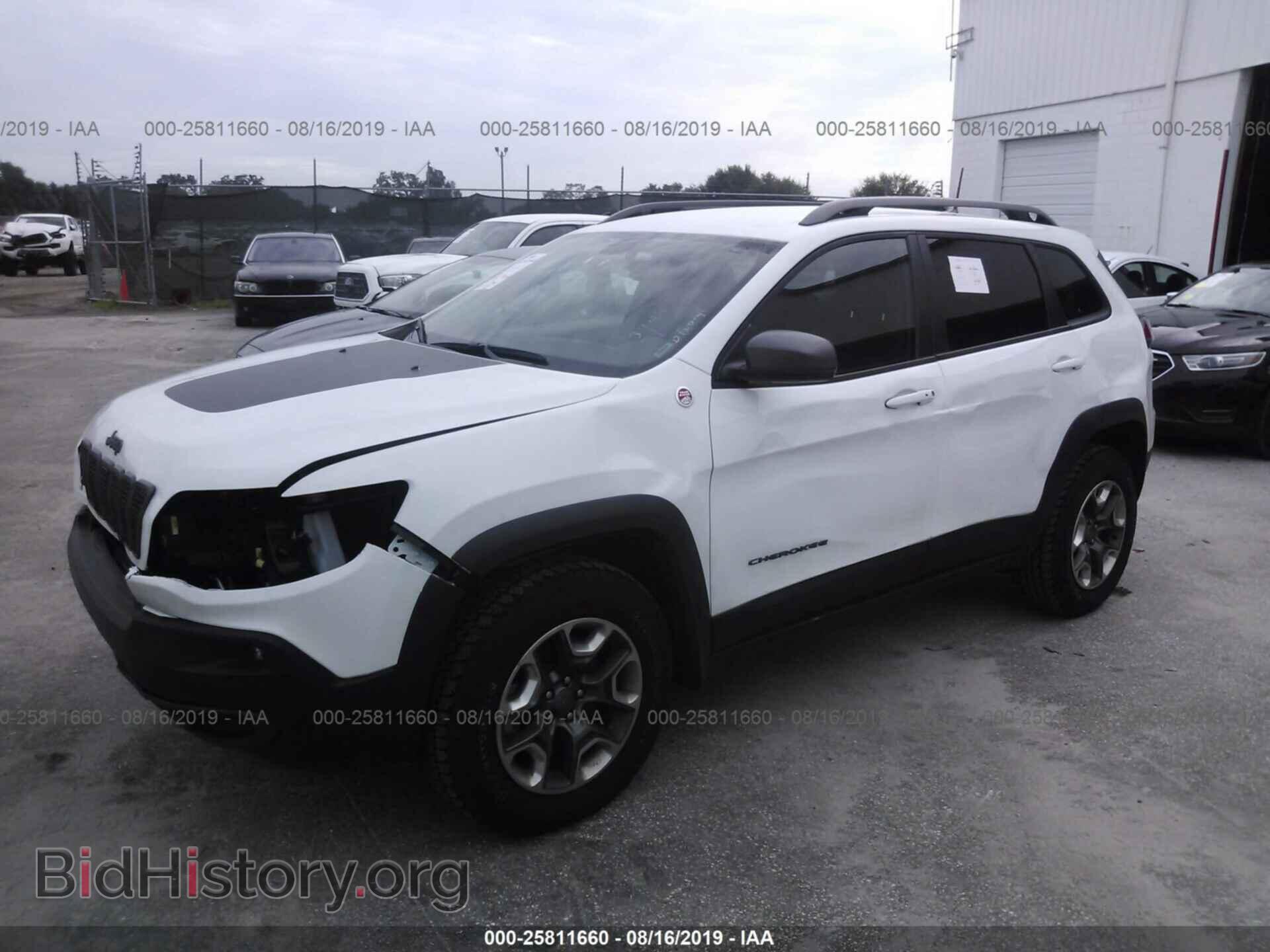 2019 JEEP CHEROKEE - VIN: 1C4PJMBX8KD298743 - Photo 2