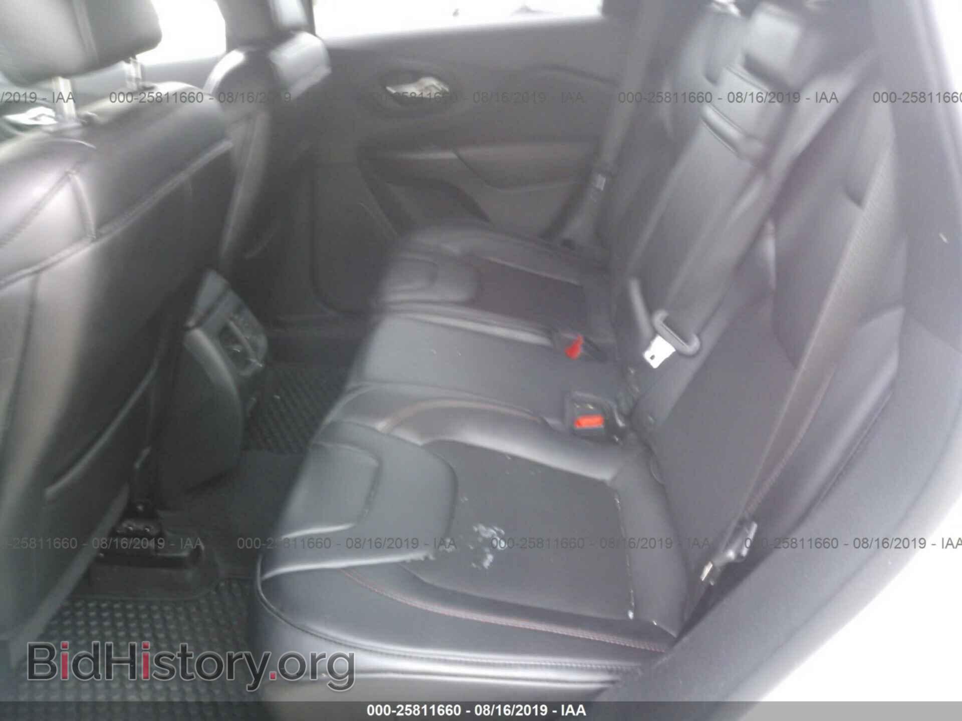 2019 JEEP CHEROKEE - VIN: 1C4PJMBX8KD298743 - Photo 8