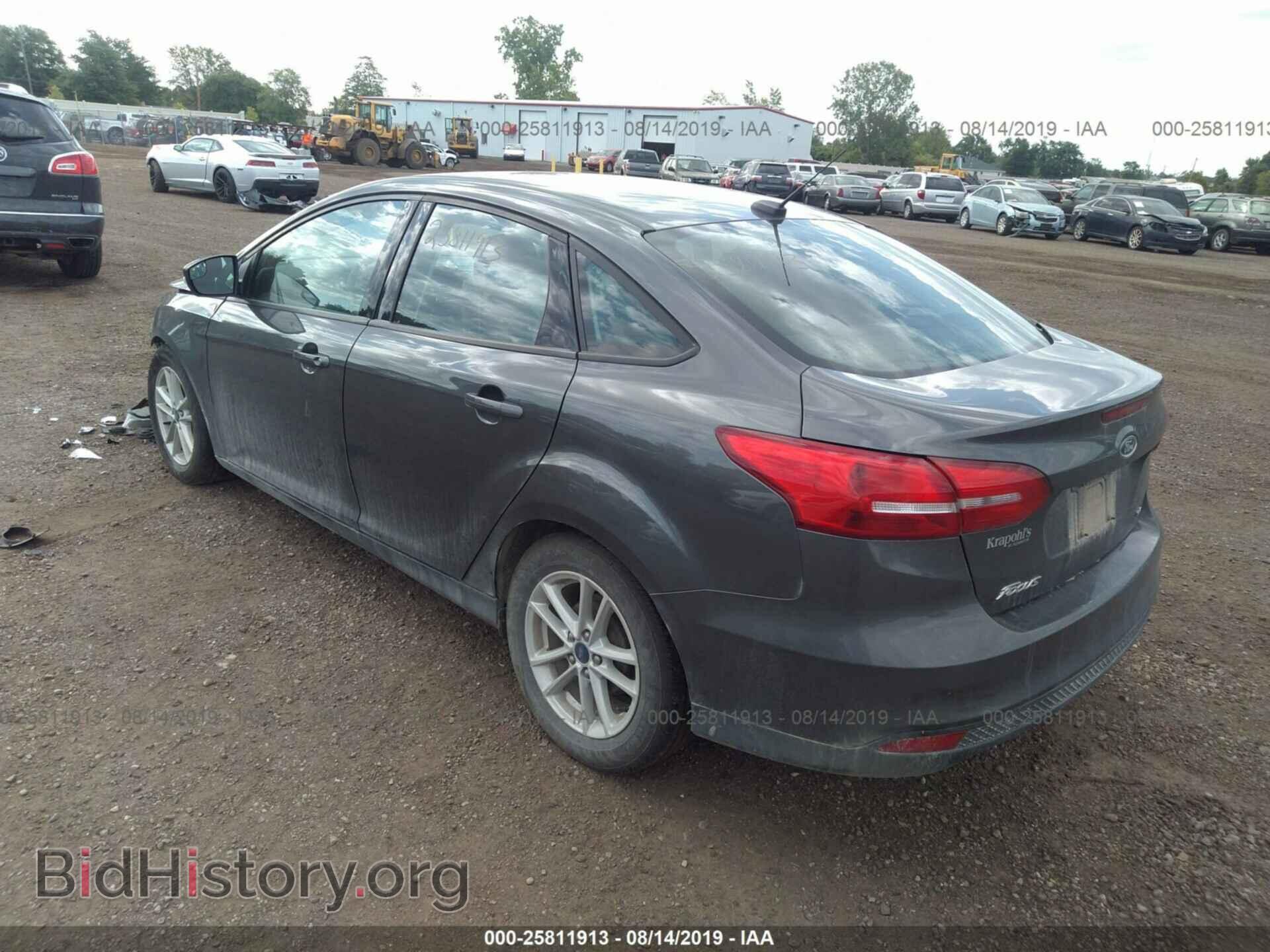 2017 FORD FOCUS - VIN: 1FADP3F27HL341239 - Фото 3