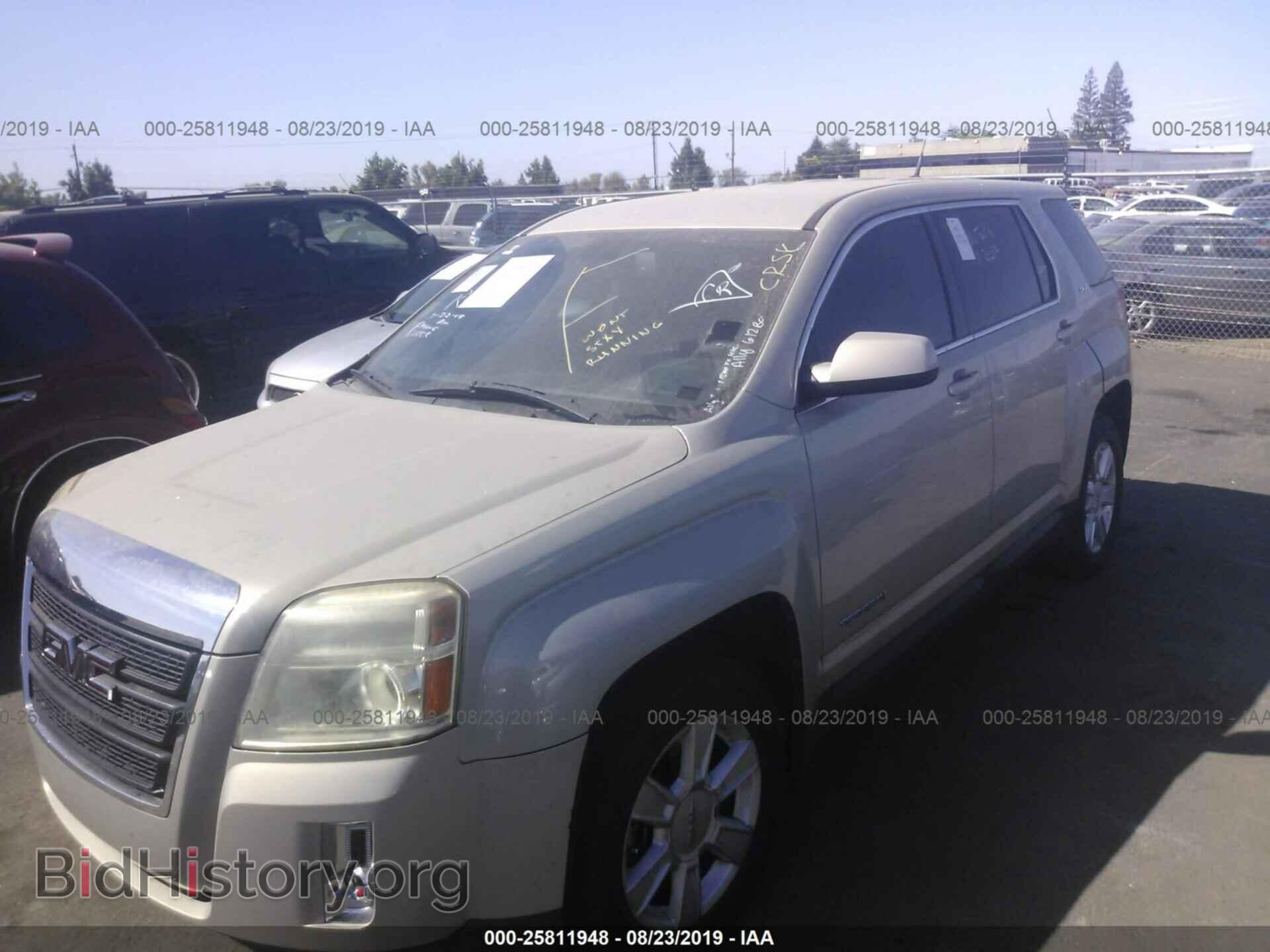2011 GMC TERRAIN - VIN: 2CTALMEC5B6454068 - Фото 2