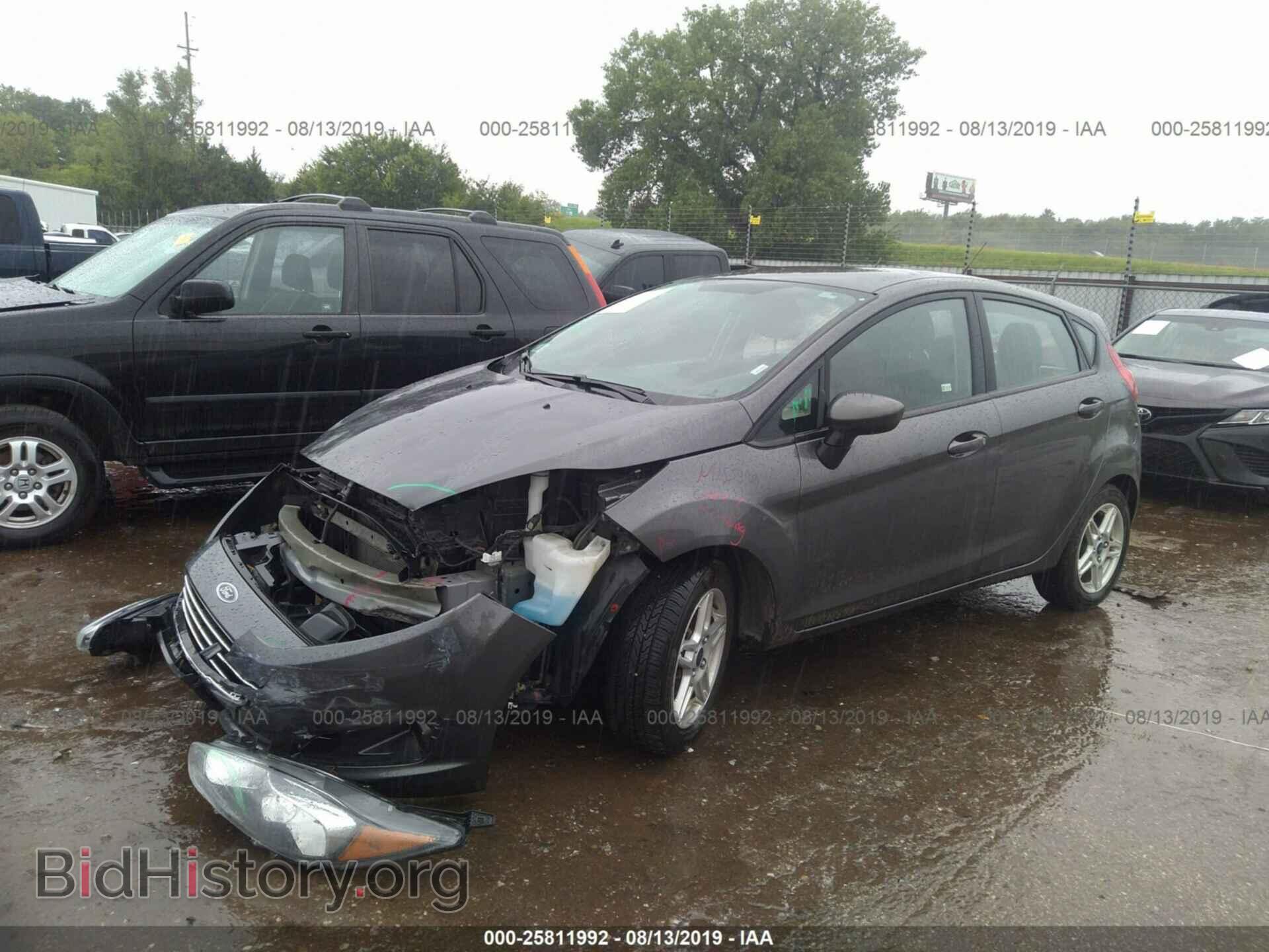 2017 FORD FIESTA - VIN: 3FADP4EJ2HM135923 - Photo 2